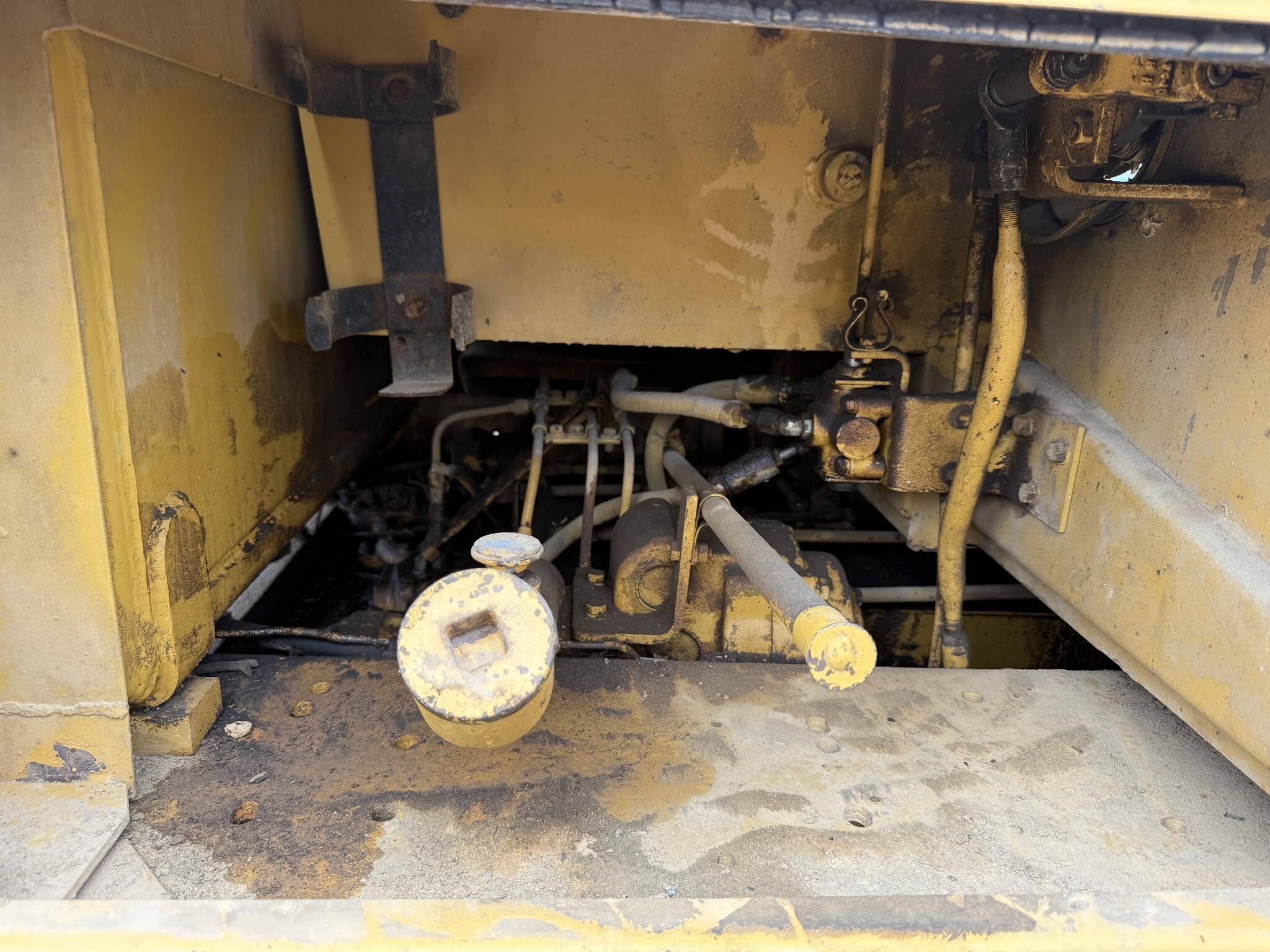 1985 Caterpillar D5B Dozer