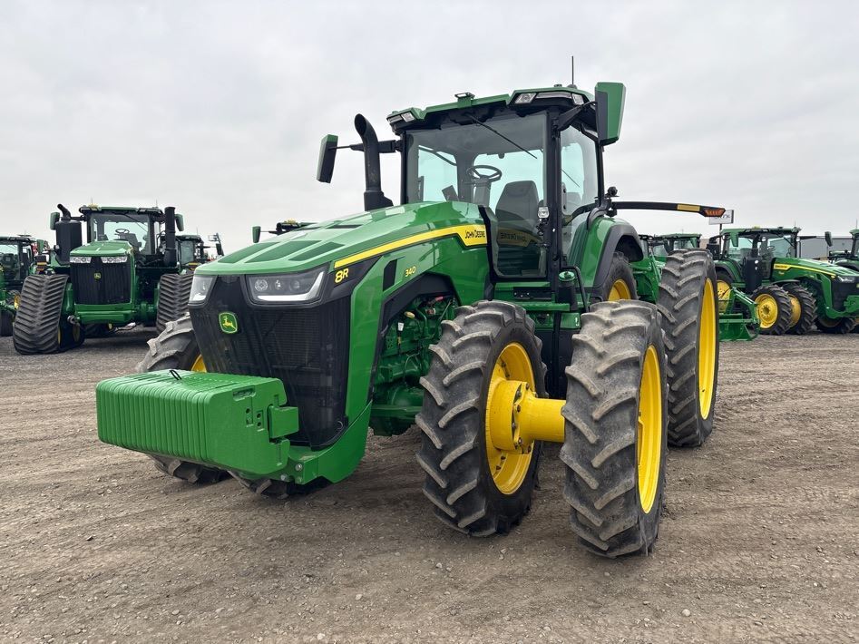 2022 John Deere 8R 340 Tractor