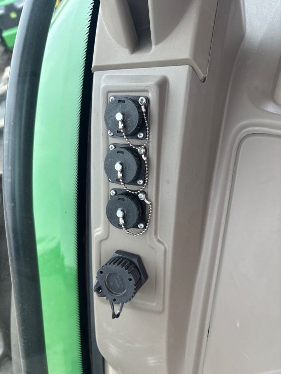 2022 John Deere 8R 340 Tractor
