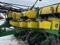  John Deere 1760 Planter