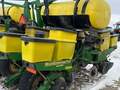  John Deere 1760 Planter