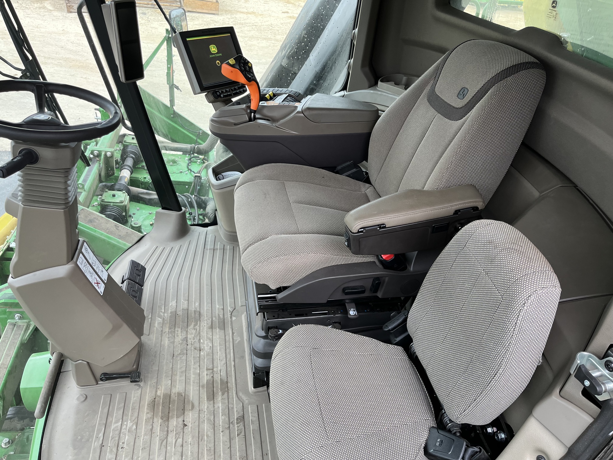 2023 John Deere CP770 Cotton Equipment