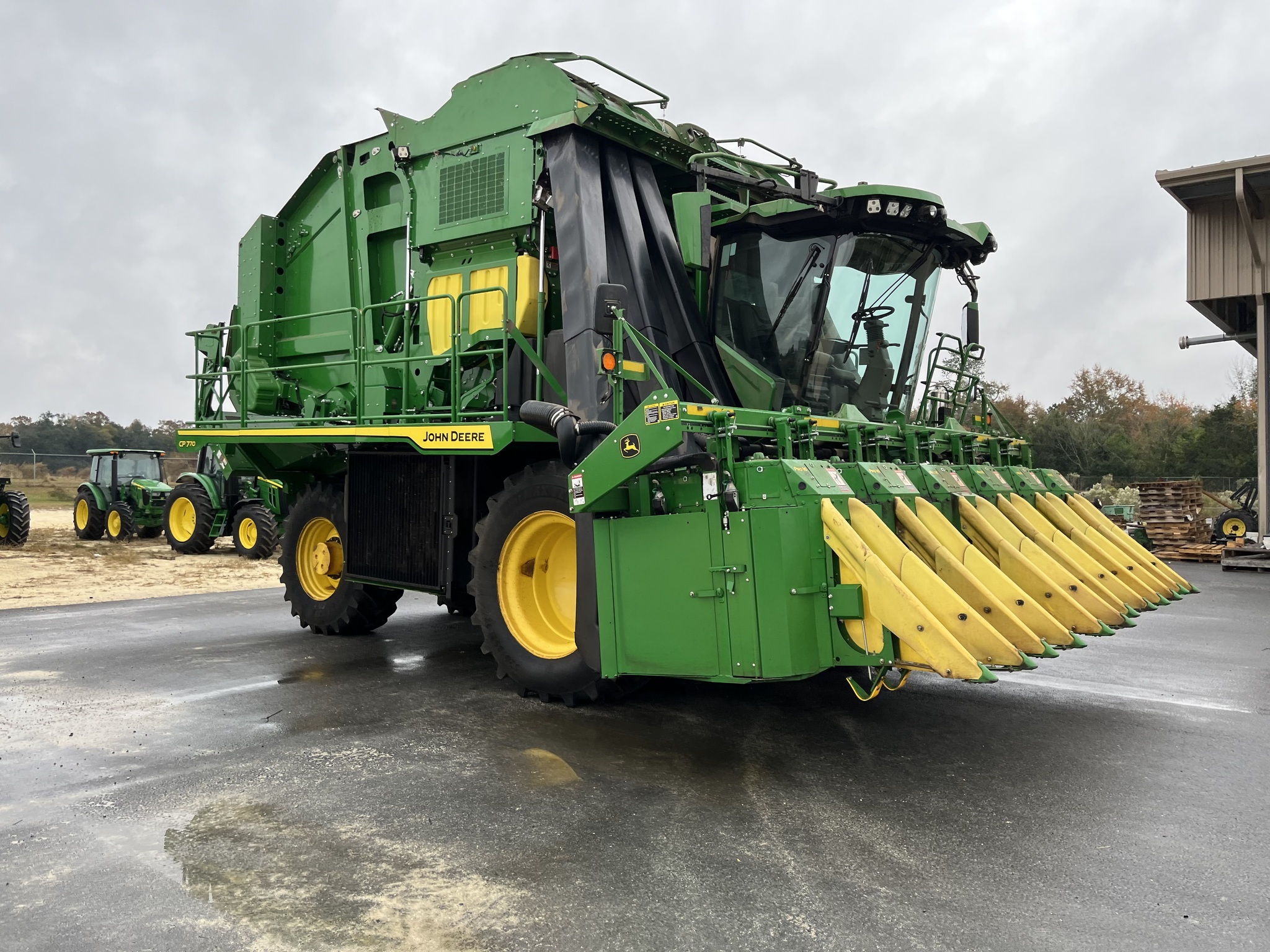 2023 John Deere CP770 Cotton Equipment