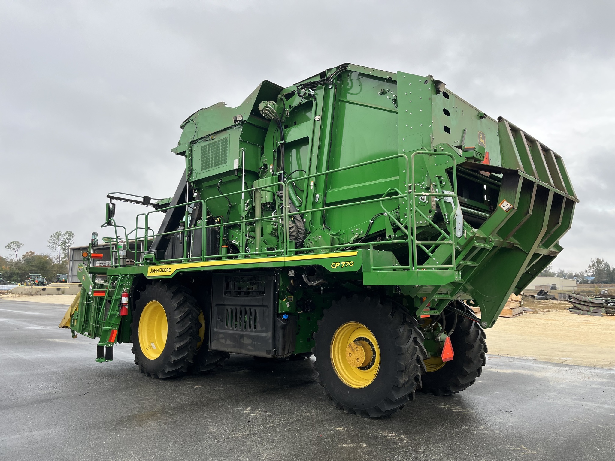 2023 John Deere CP770 Cotton Equipment