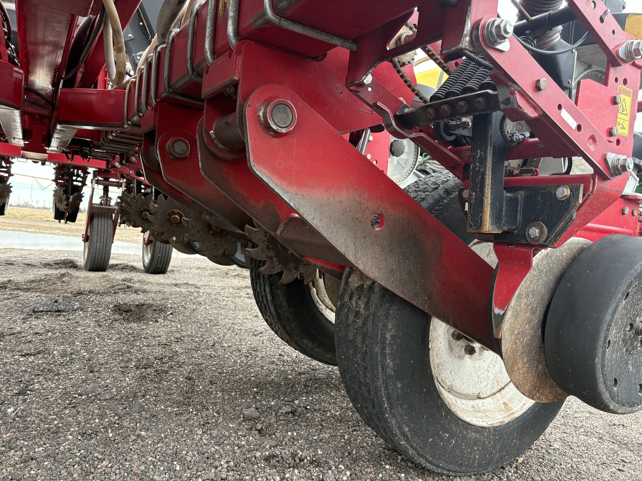2012 White 8816 Planter