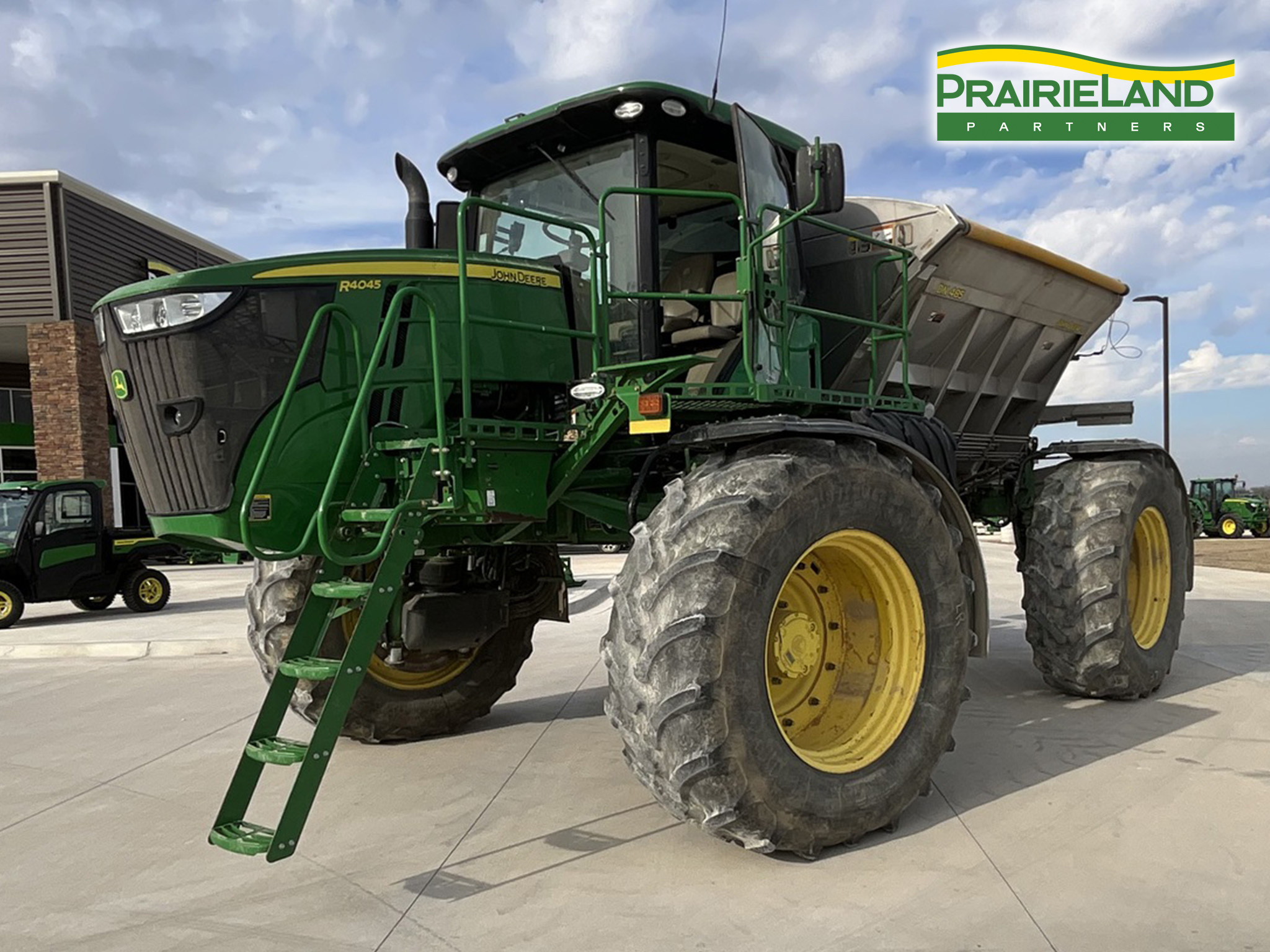 2019 John Deere R4045 Self-Propelled Sprayer