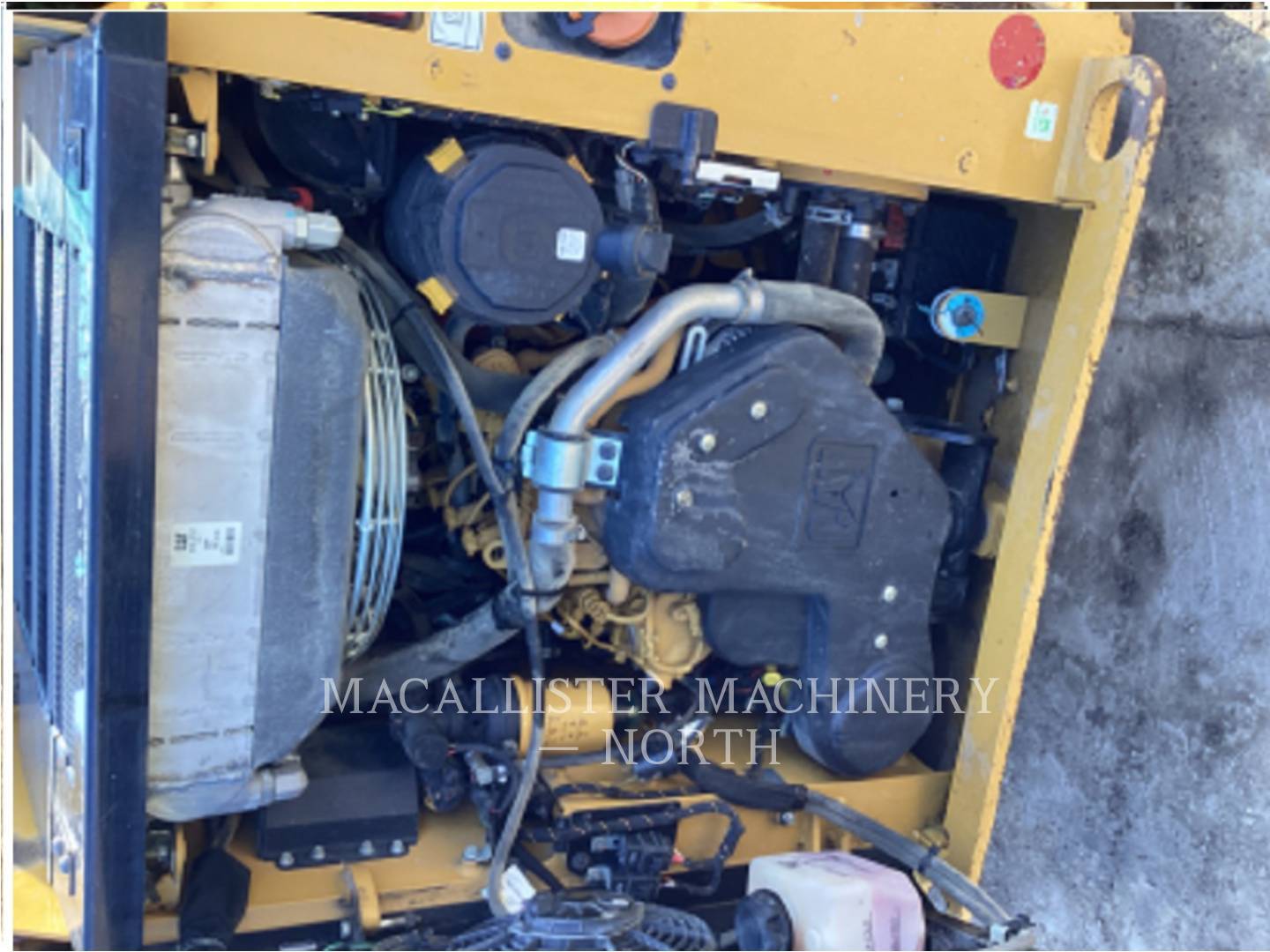 2022 Caterpillar 239D3 Skid Steer