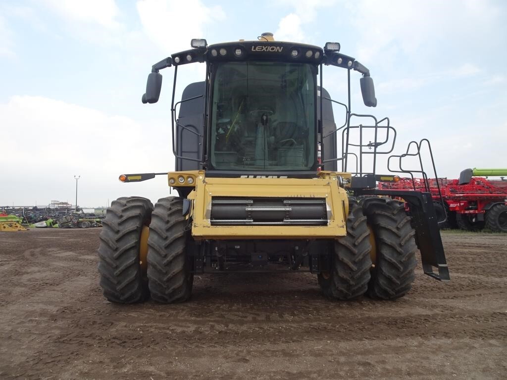 2019 Claas Lexion 760 Combine