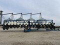 2009 Kinze 3600 Planter