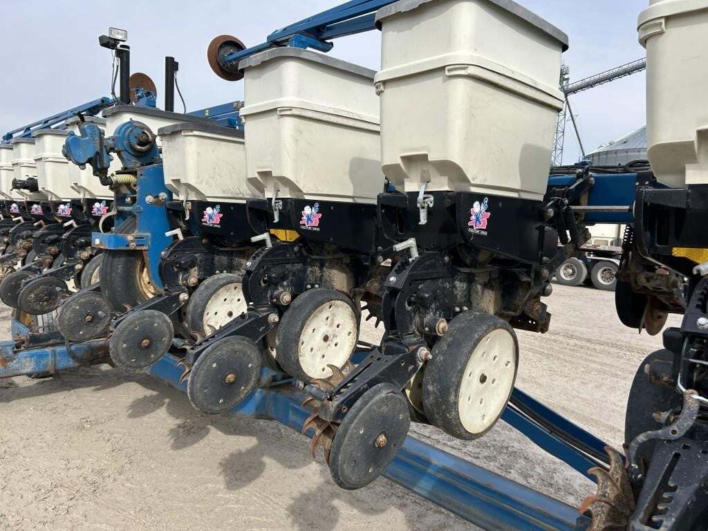 2009 Kinze 3600 Planter