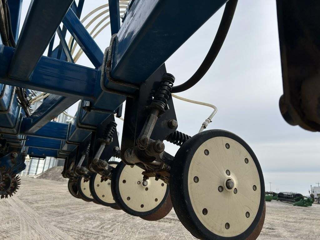 2009 Kinze 3600 Planter