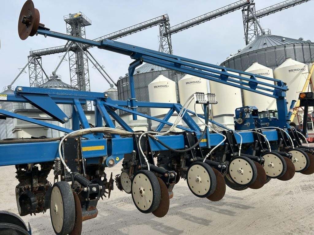 2009 Kinze 3600 Planter