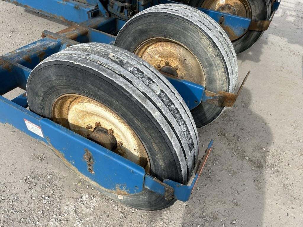 2009 Kinze 3600 Planter