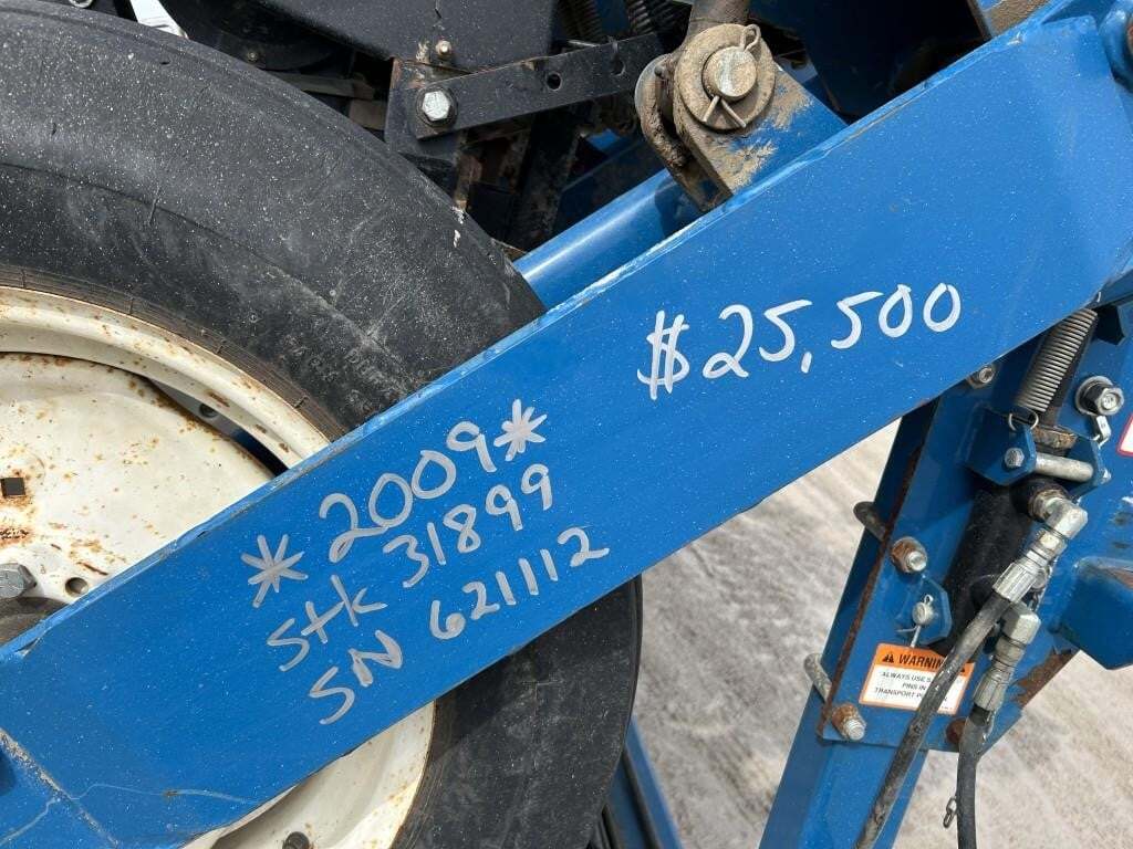 2009 Kinze 3600 Planter