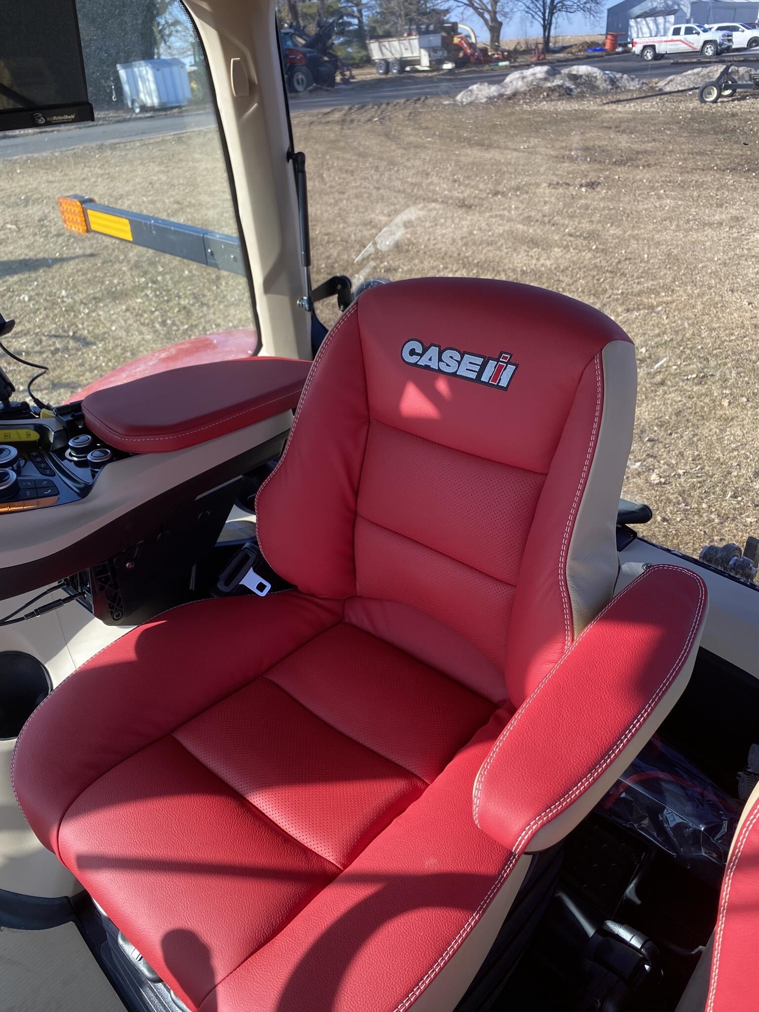 2025 Case IH MAGNUM 355 Tractor