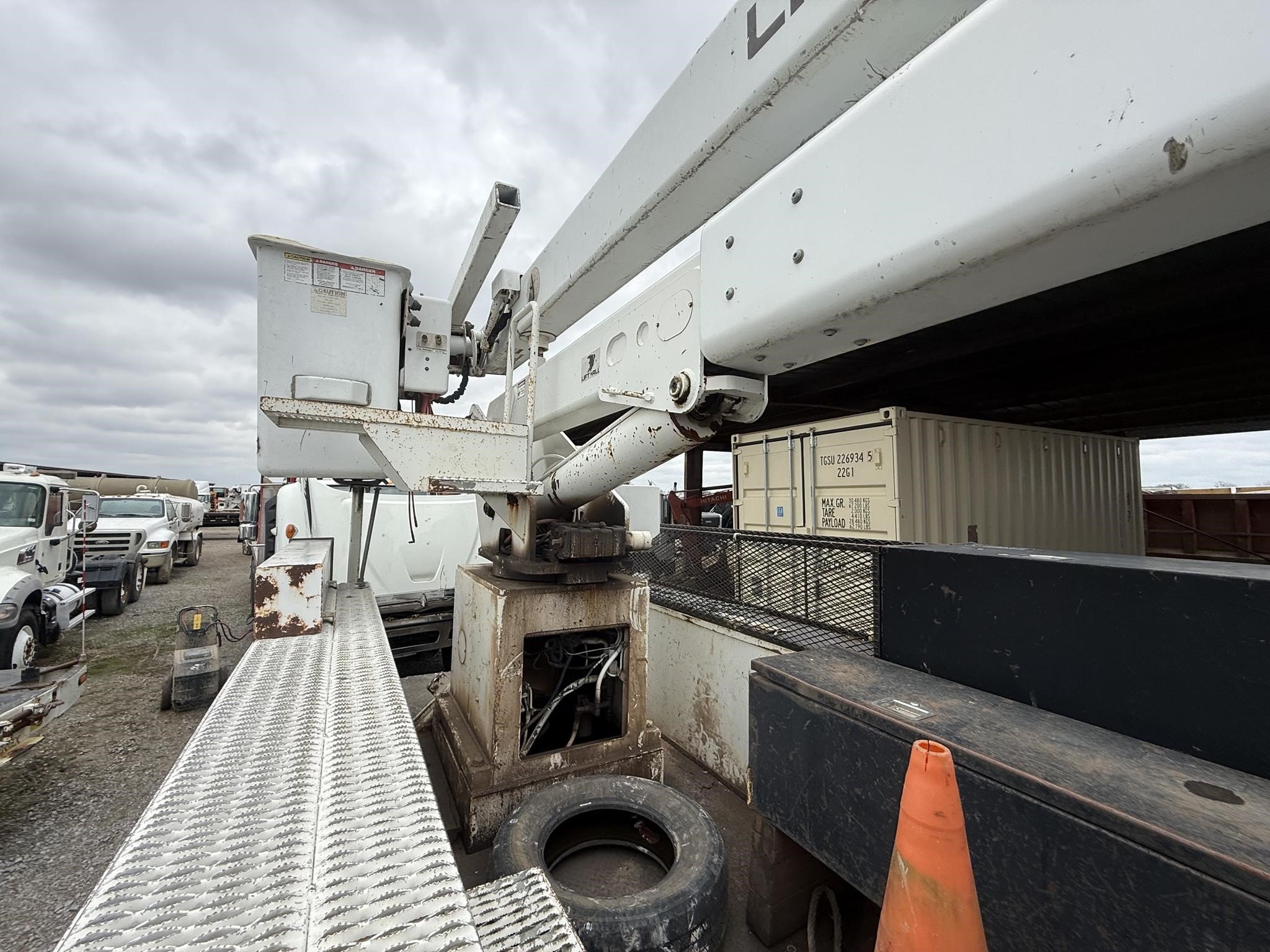 2007 LIFT-ALL LOM10-55-2MS Crane