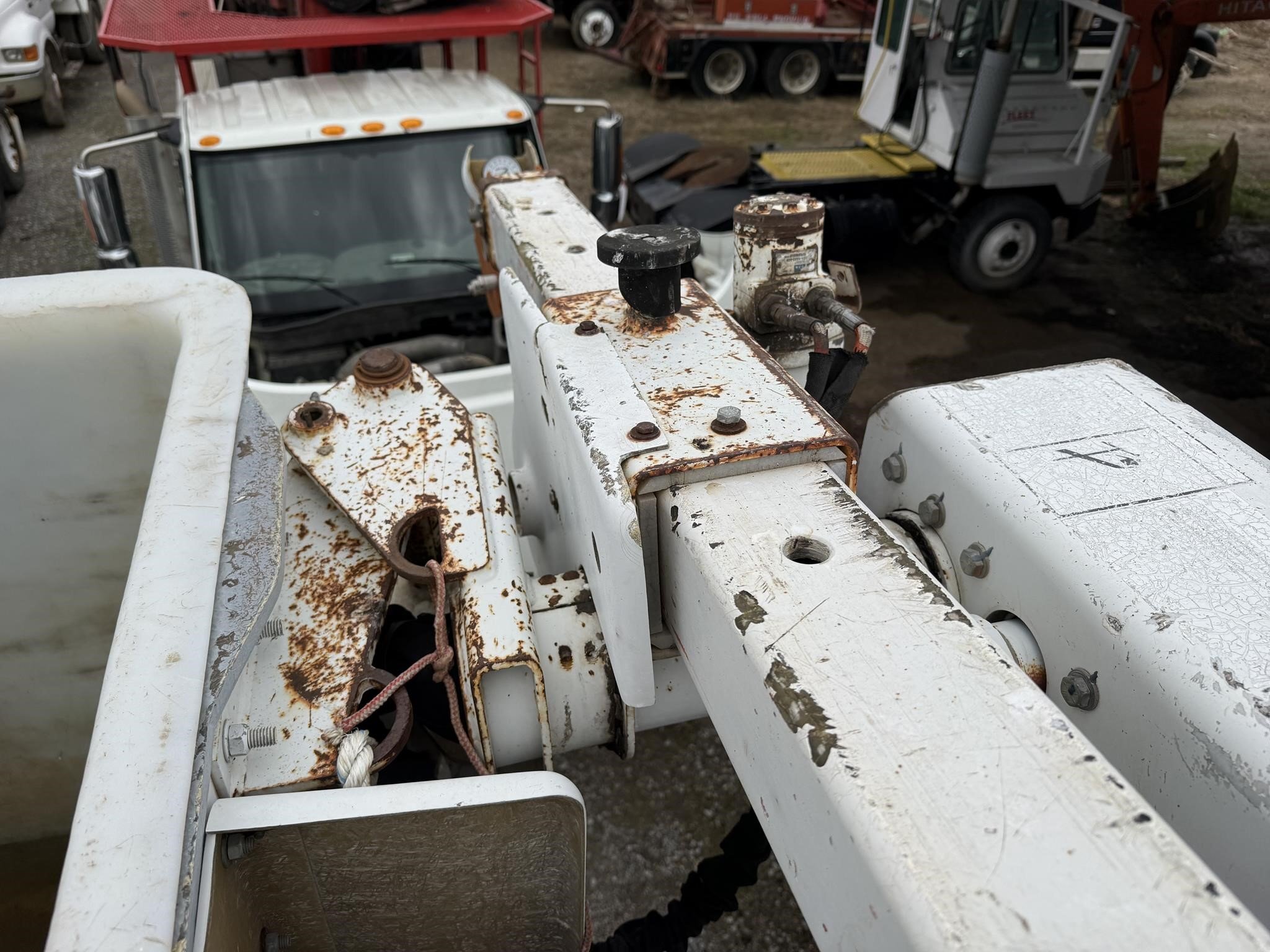 2007 LIFT-ALL LOM10-55-2MS Crane