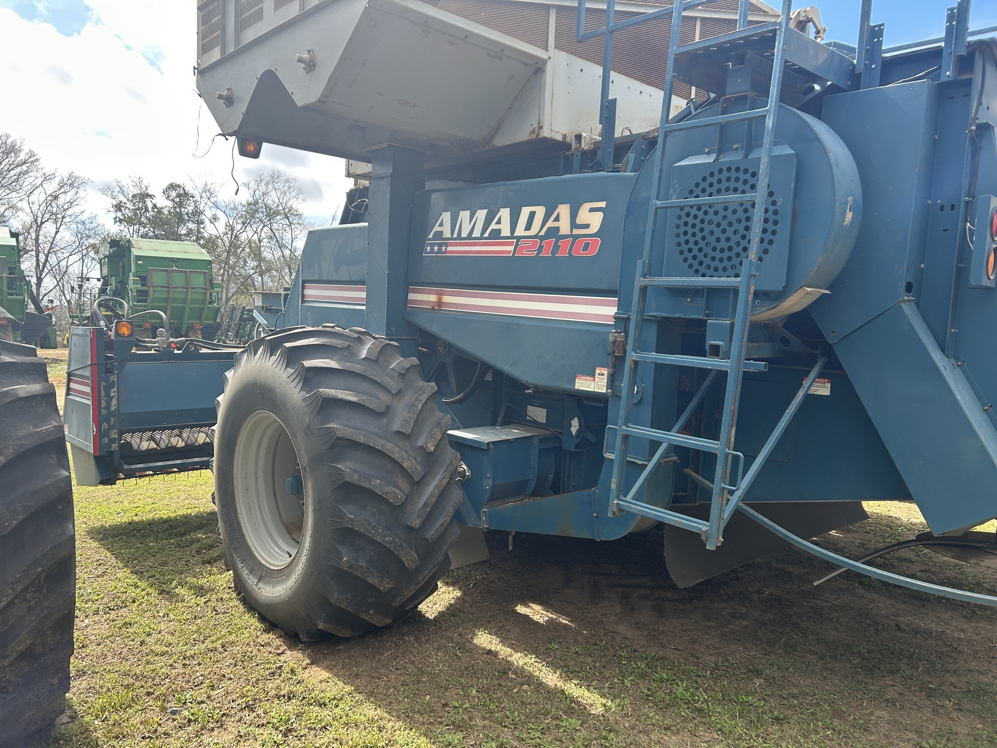 2015 Amadas 2110 Peanut Equipment