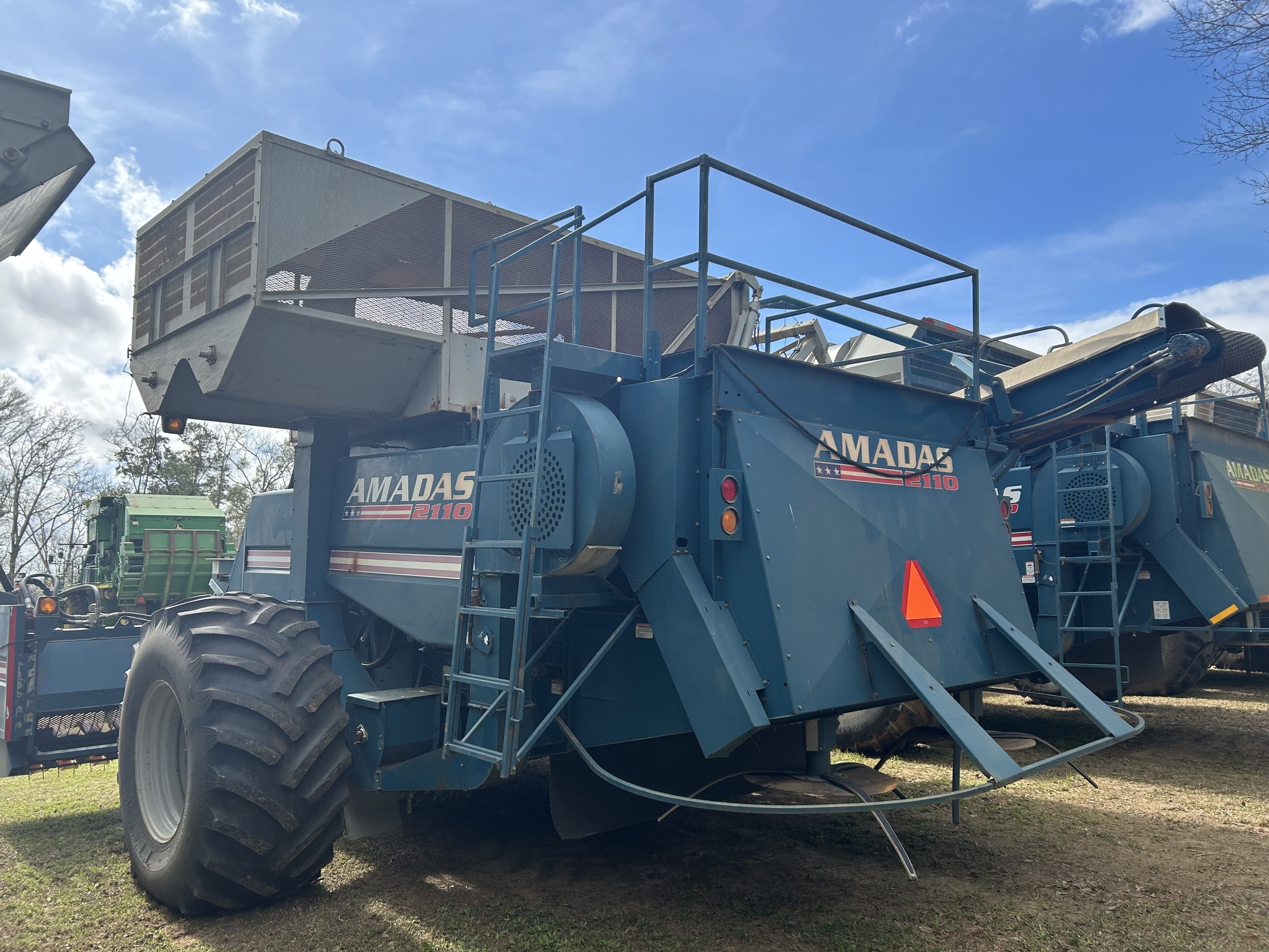2015 Amadas 2110 Peanut Equipment