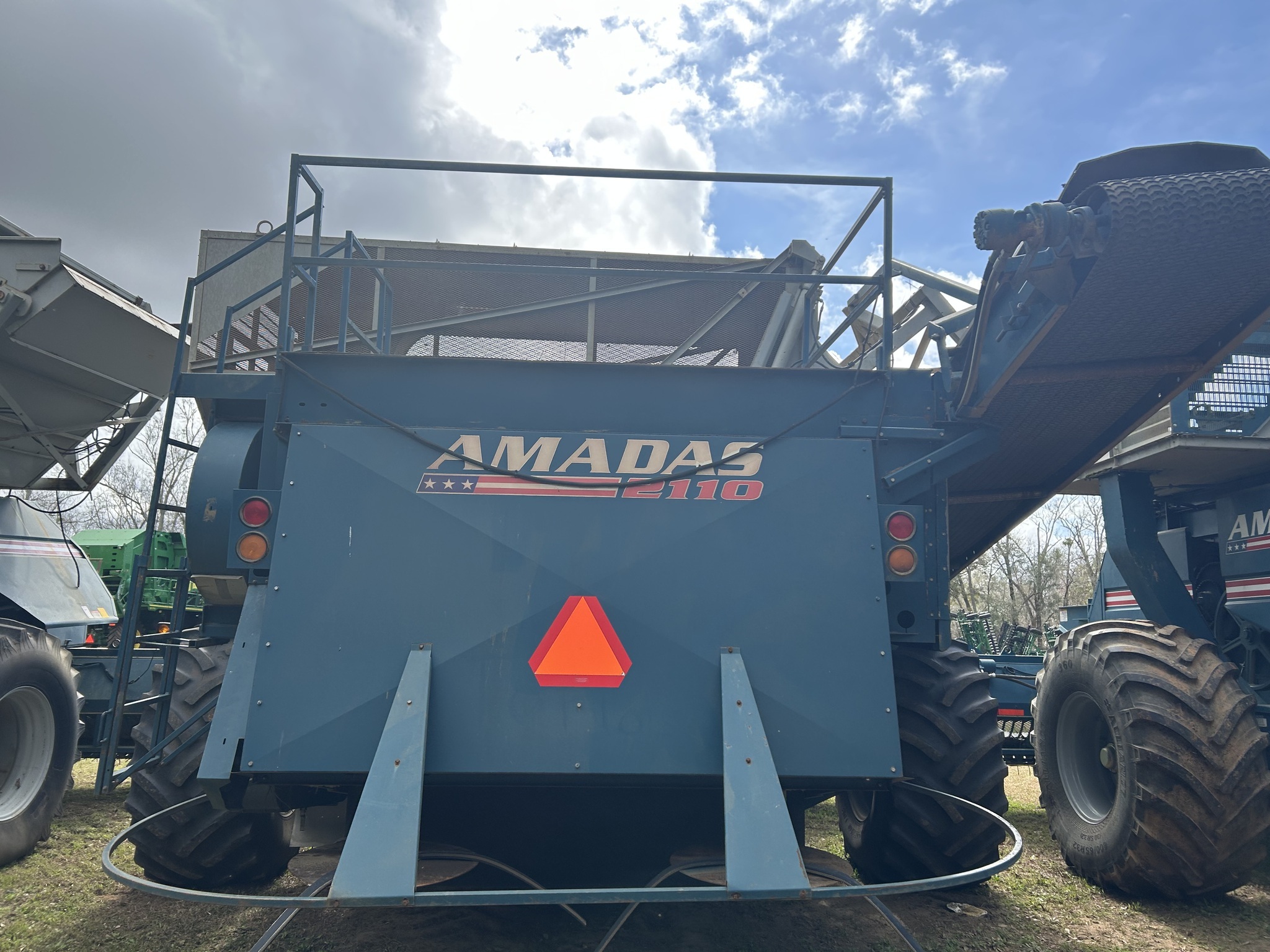 2015 Amadas 2110 Peanut Equipment