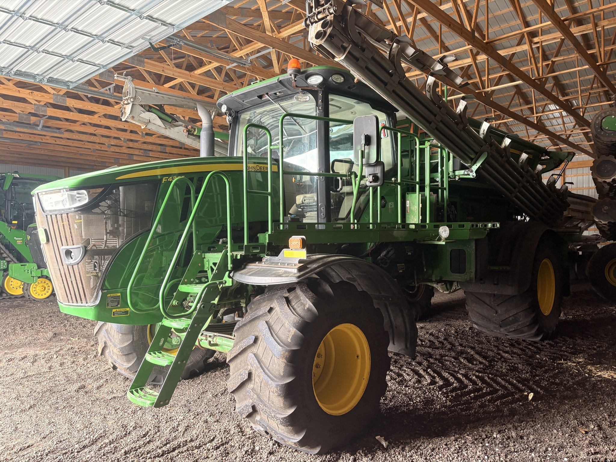 2018 John Deere F4365 Self-Propelled Fertilizer Spreader