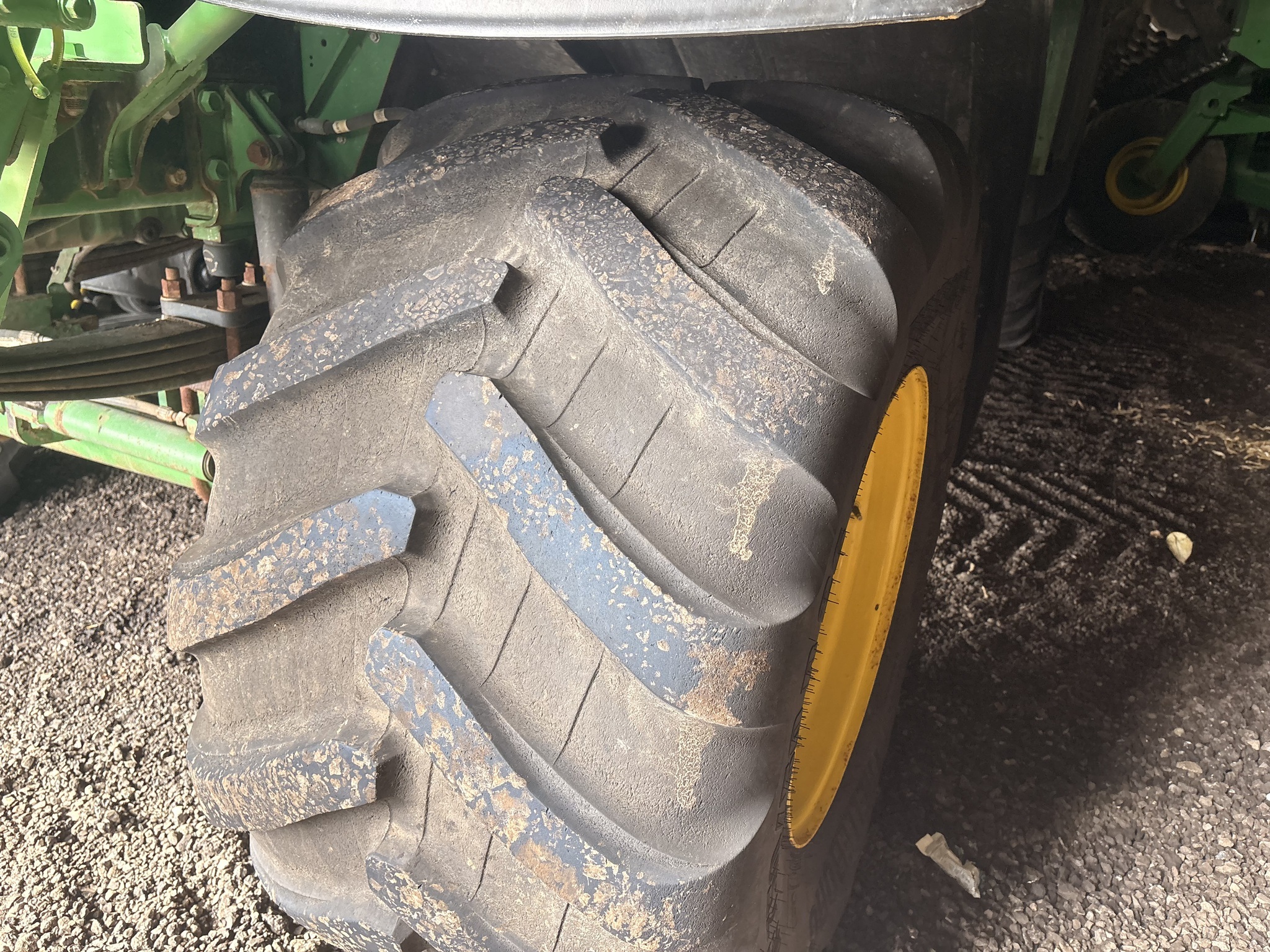 2018 John Deere F4365 Self-Propelled Fertilizer Spreader