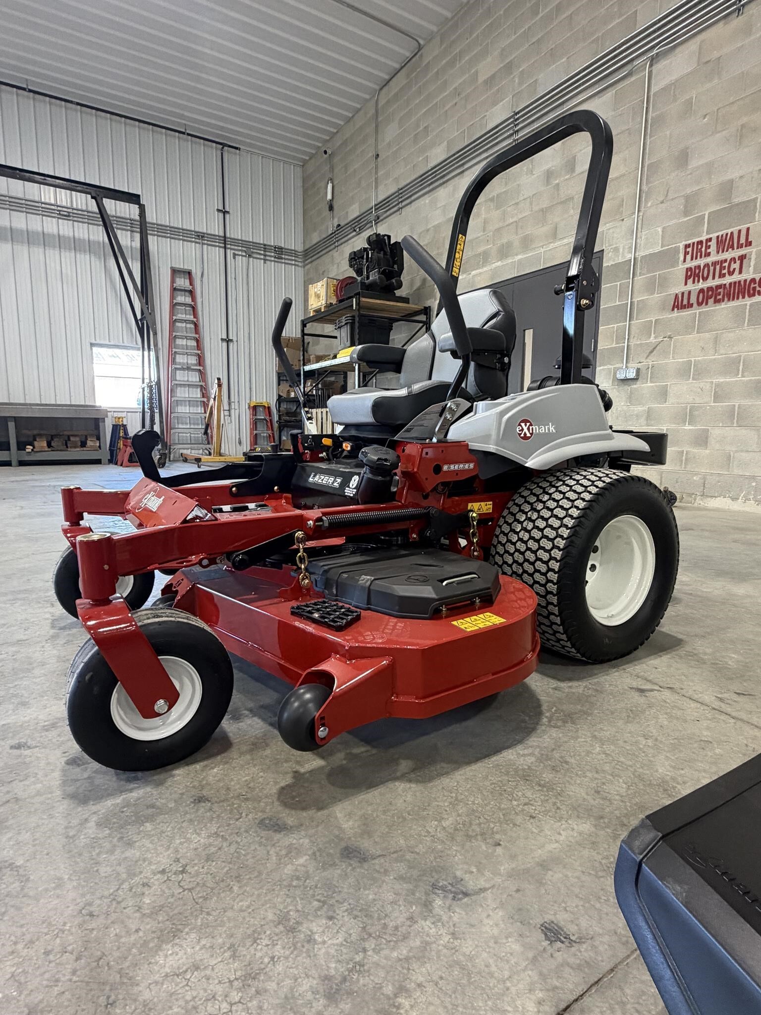 2026 Exmark LRE801GKA604A3 Lawn Mower
