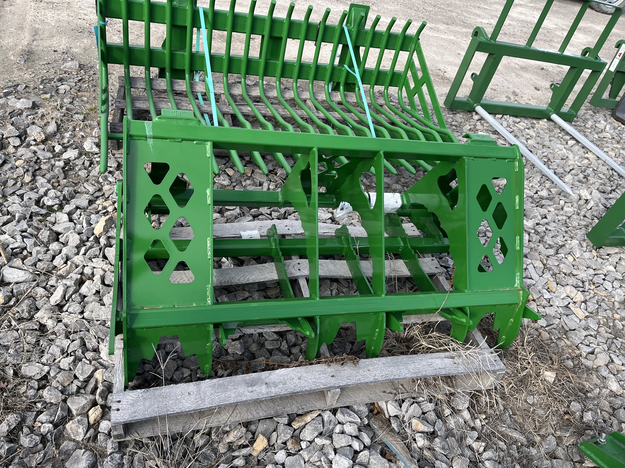 2025 Frontier MG20F Loader and Skid Steer Attachment
