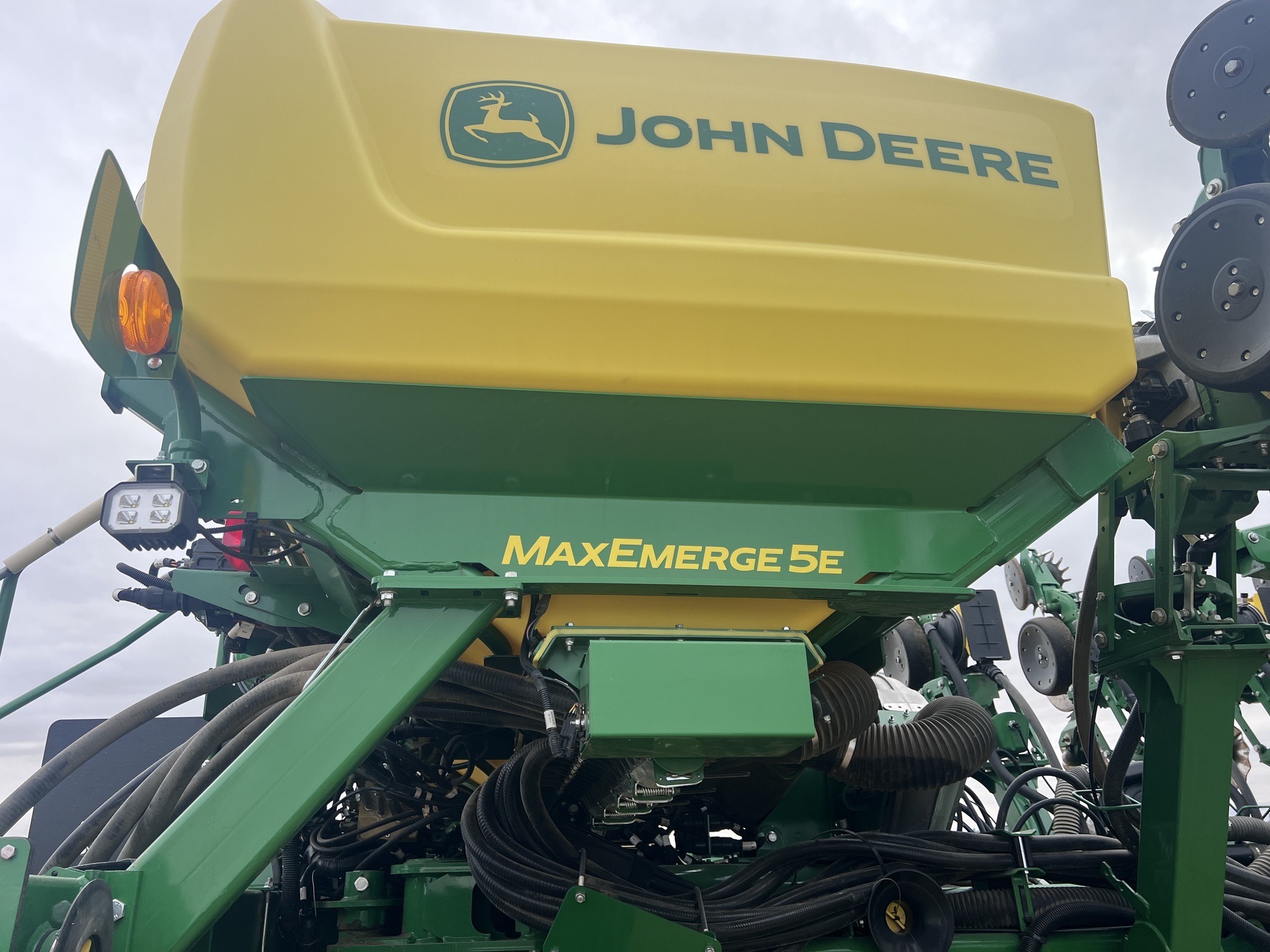 2022 John Deere 1795 Planter