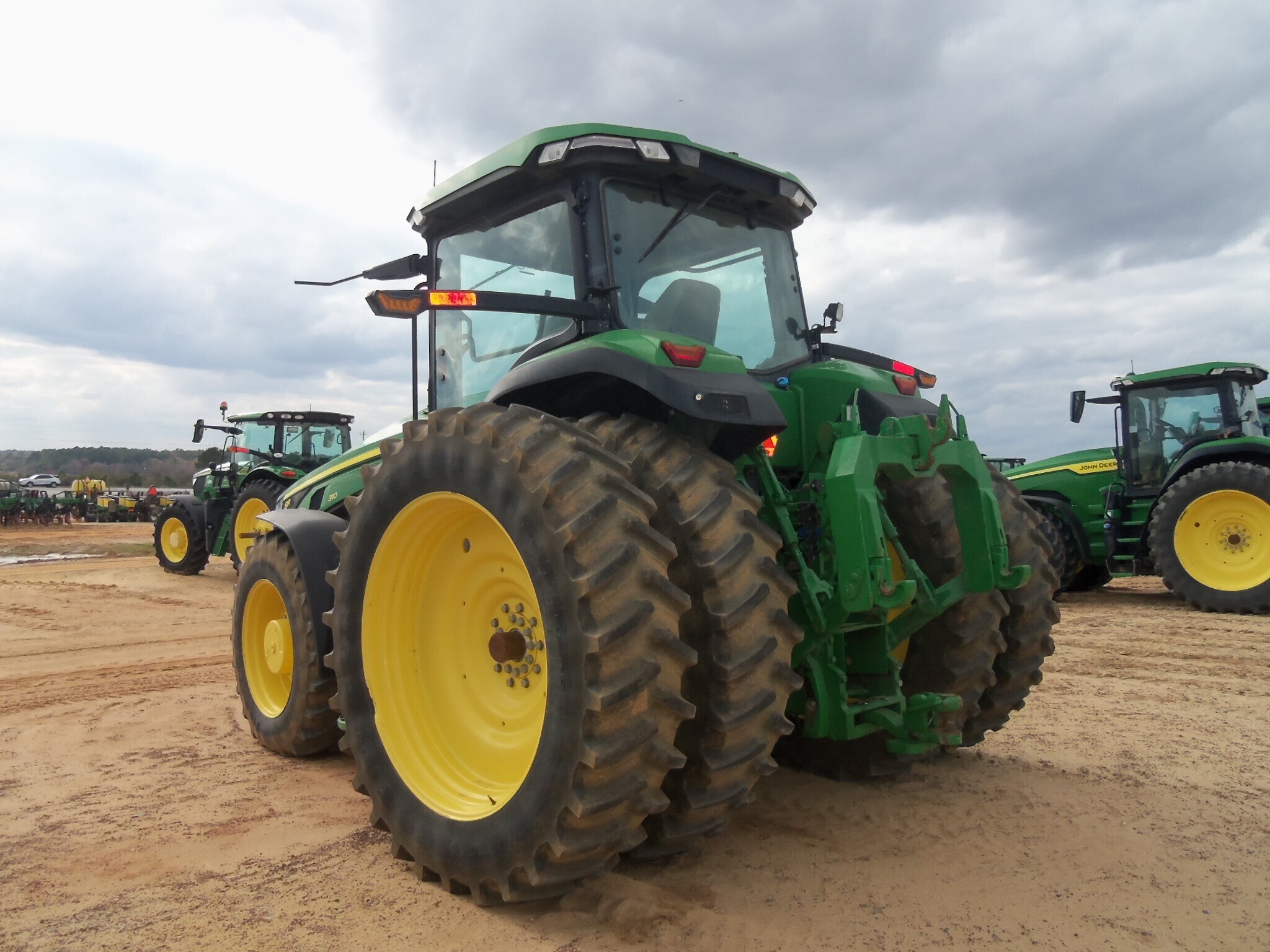 2023 John Deere 8R 310 Tractor