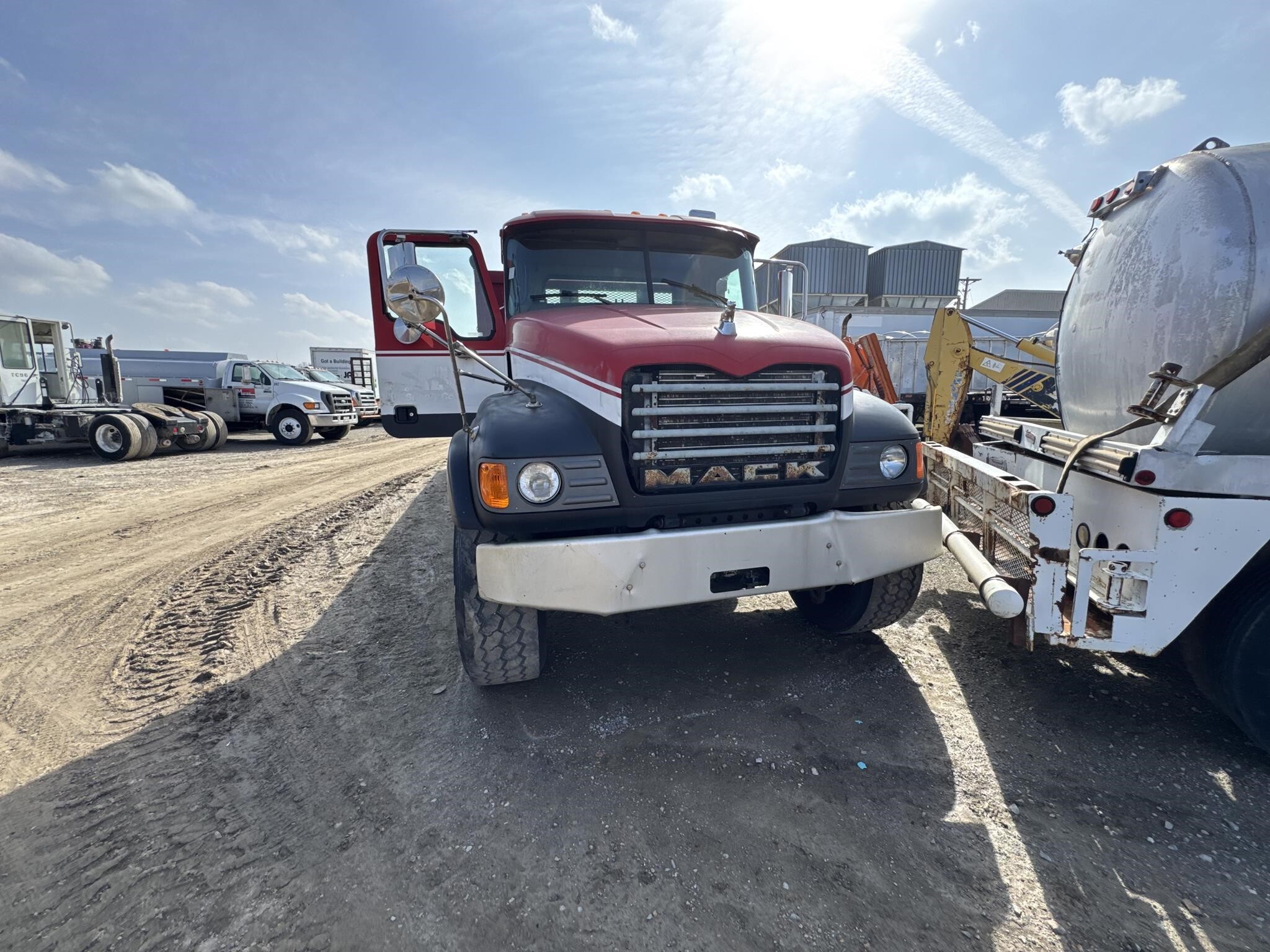 2007 Mack Granite CV713 Dump Trucks/Trailer