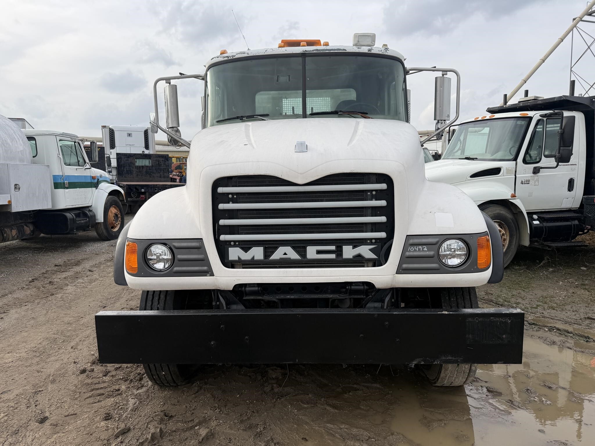 2005 Mack Granite CV713 Dump Trucks/Trailer