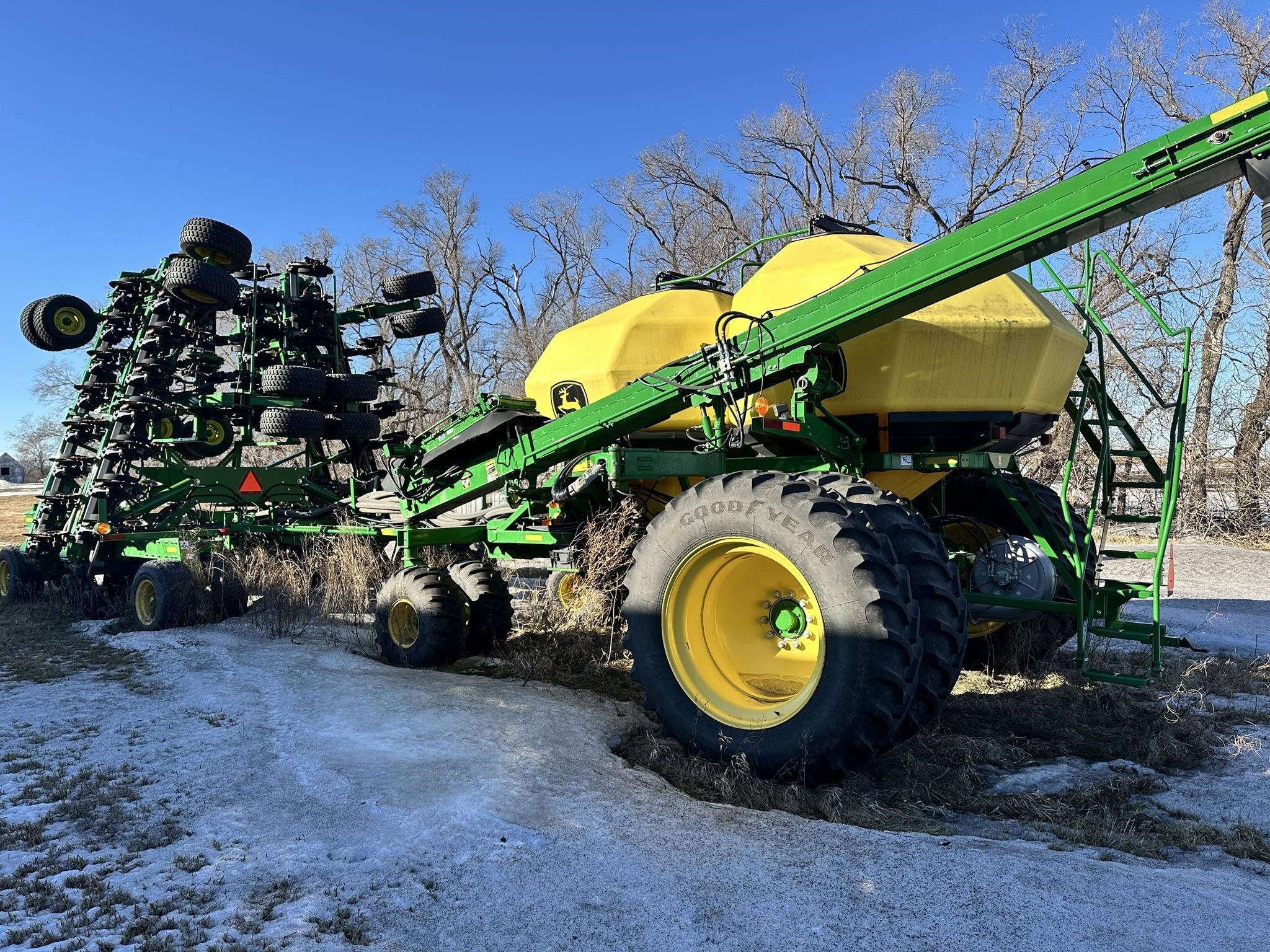 2020 John Deere 1890 Air Seeder