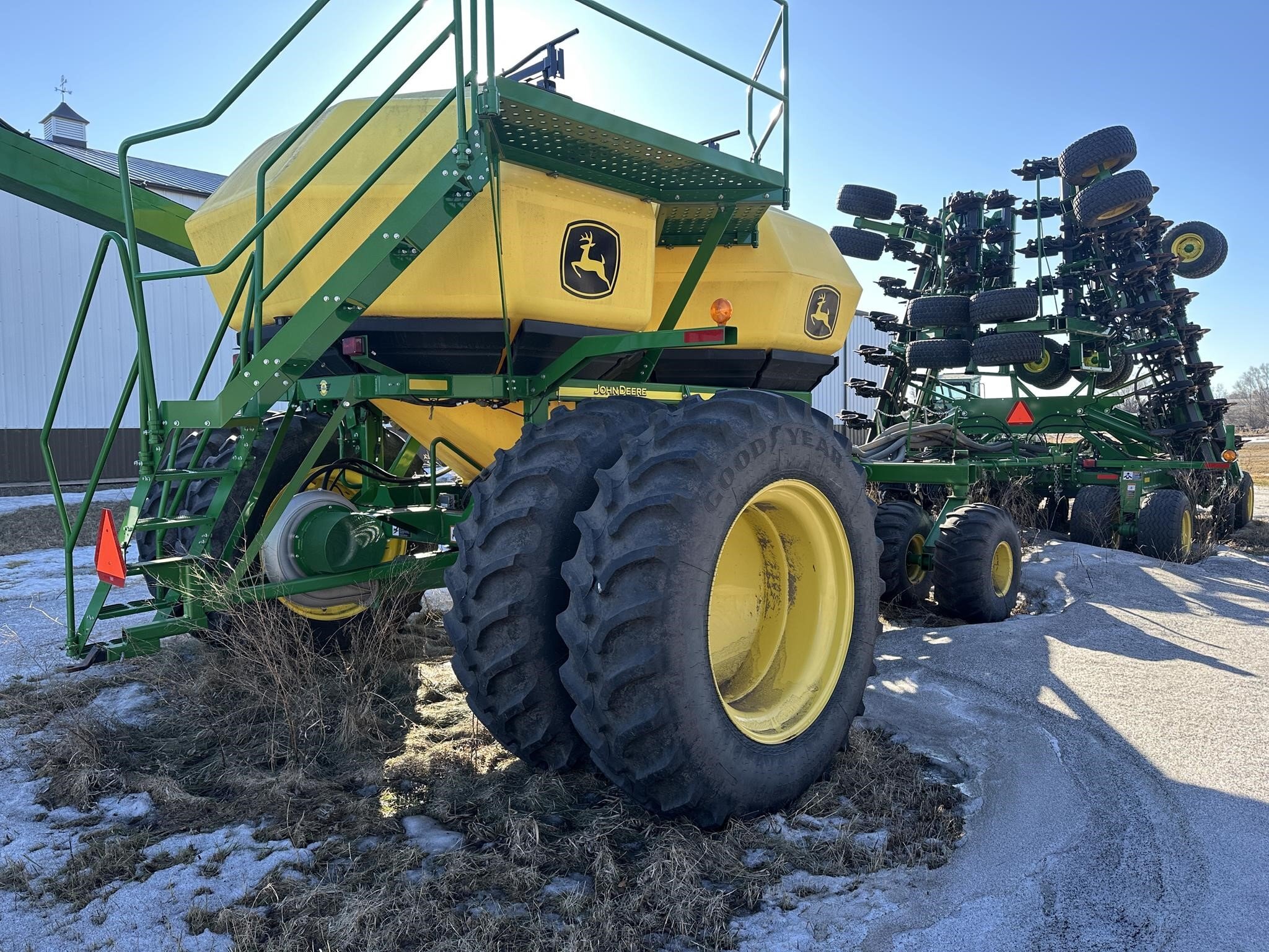 2020 John Deere 1890 Air Seeder
