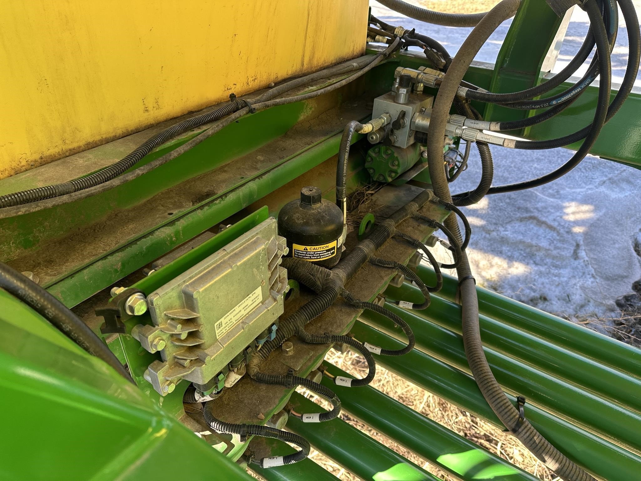 2020 John Deere 1890 Air Seeder