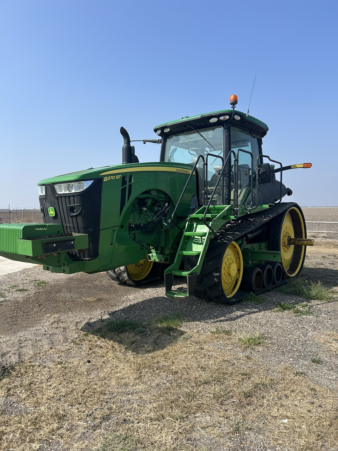 2016 John Deere 8370RT Tractor