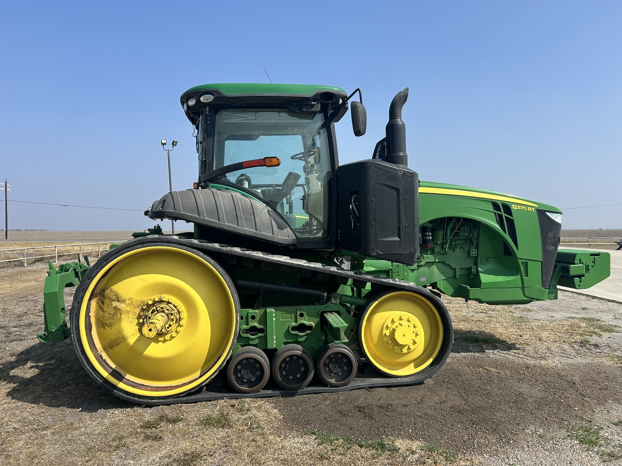 2016 John Deere 8370RT Tractor