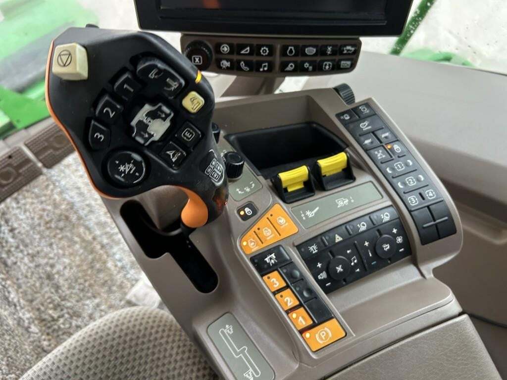 2018 John Deere S770 Combine