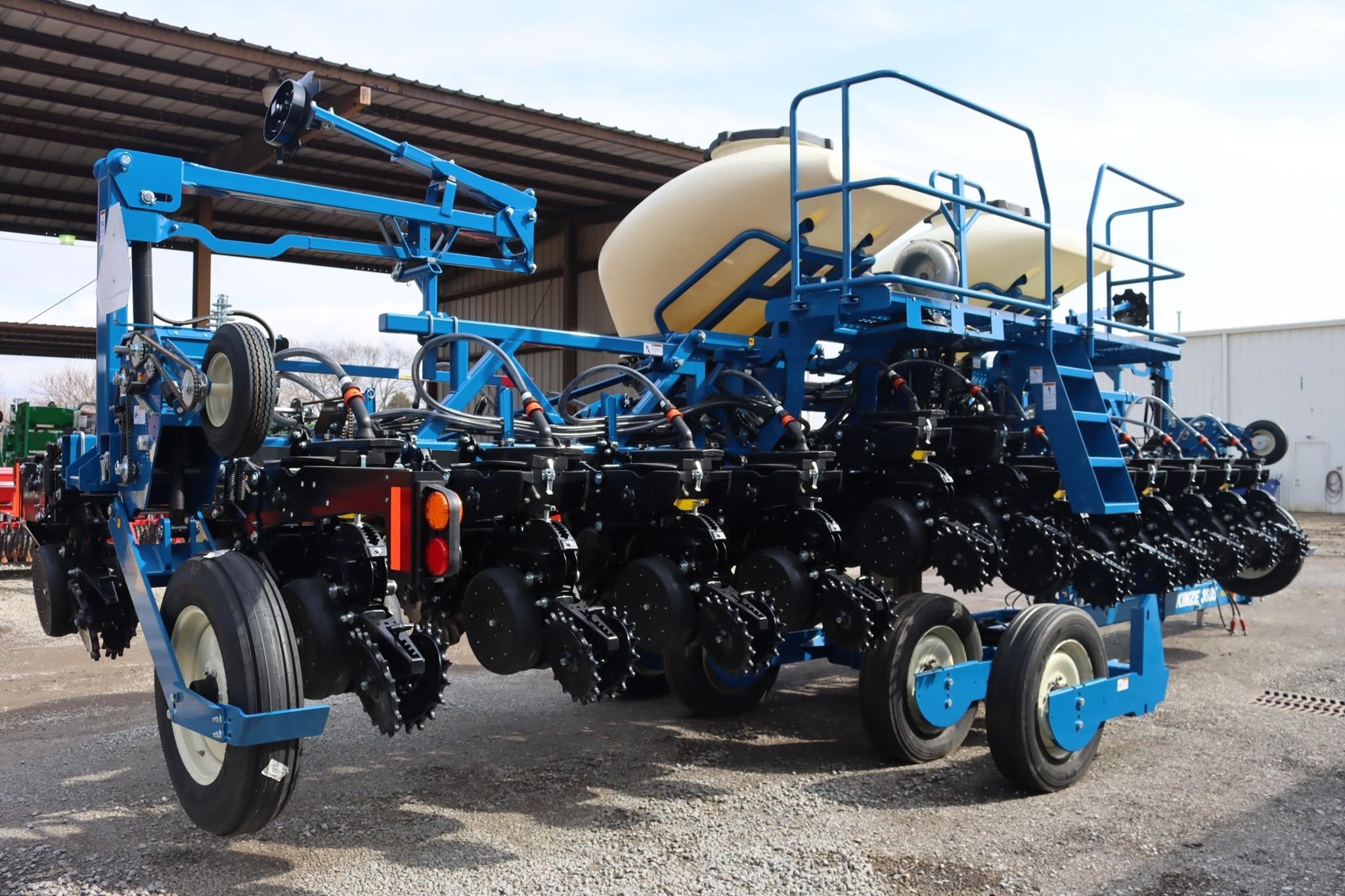 2026 Kinze 3605 Planter