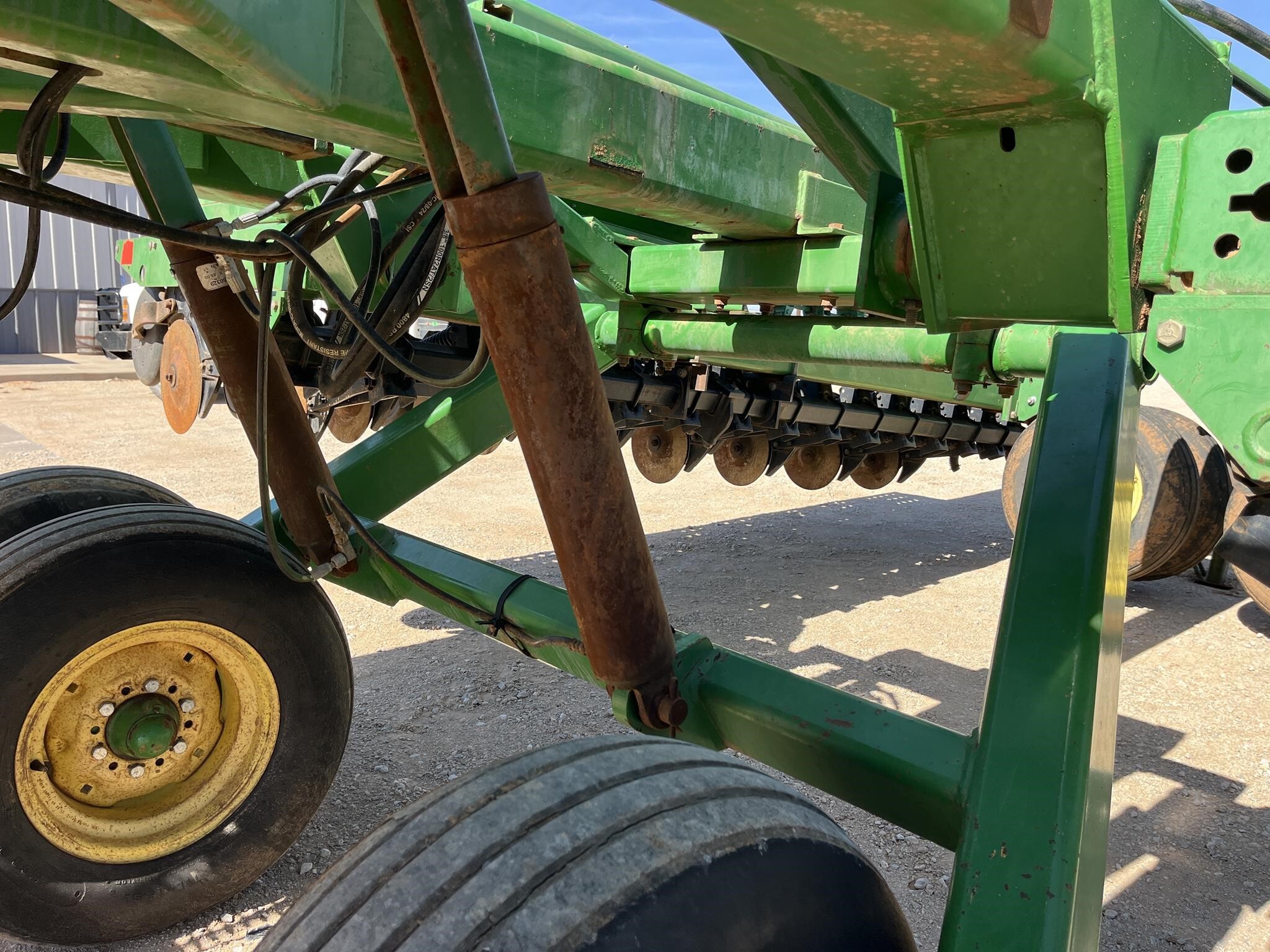 1997 John Deere 455 Drill
