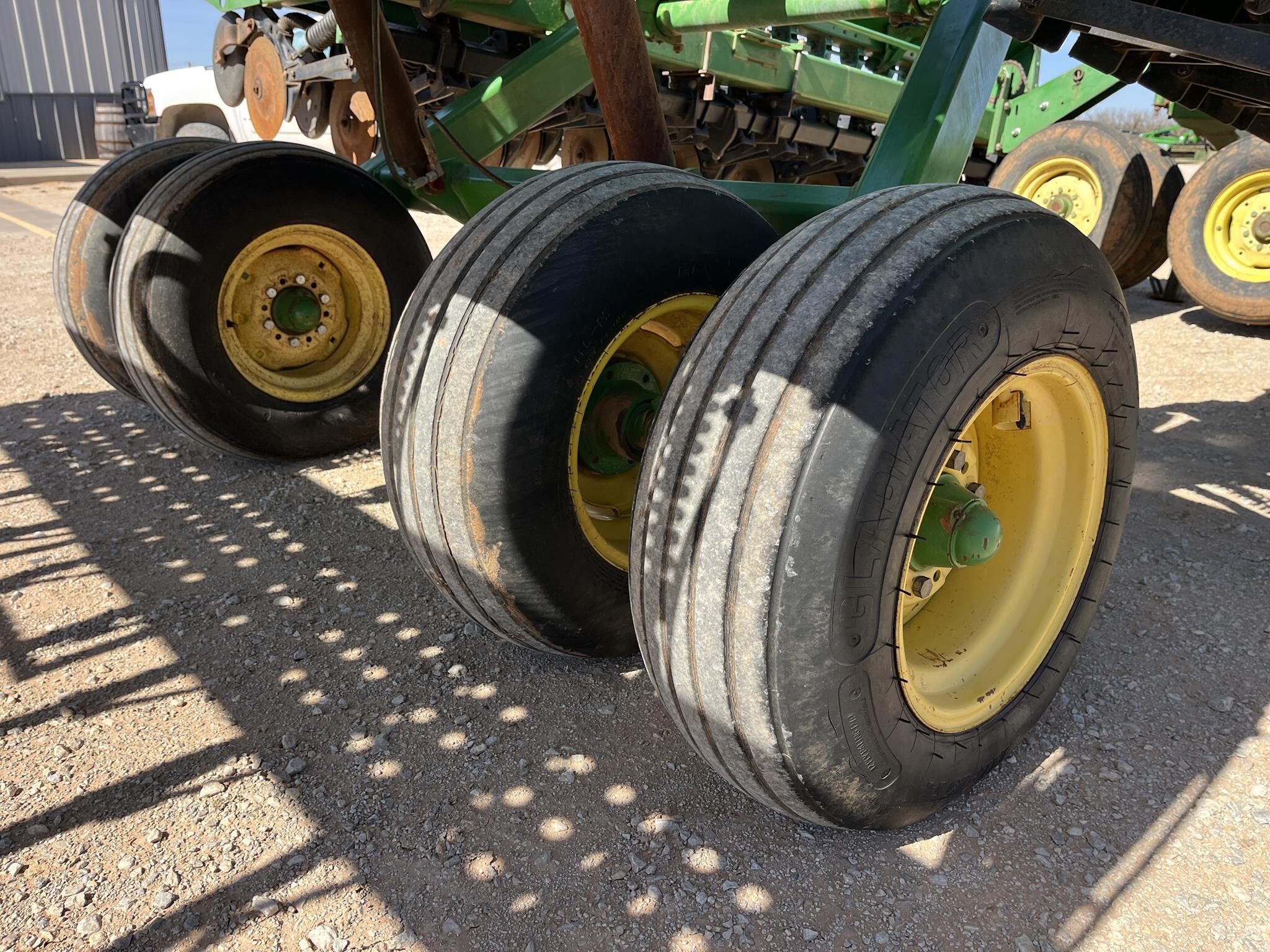 1997 John Deere 455 Drill
