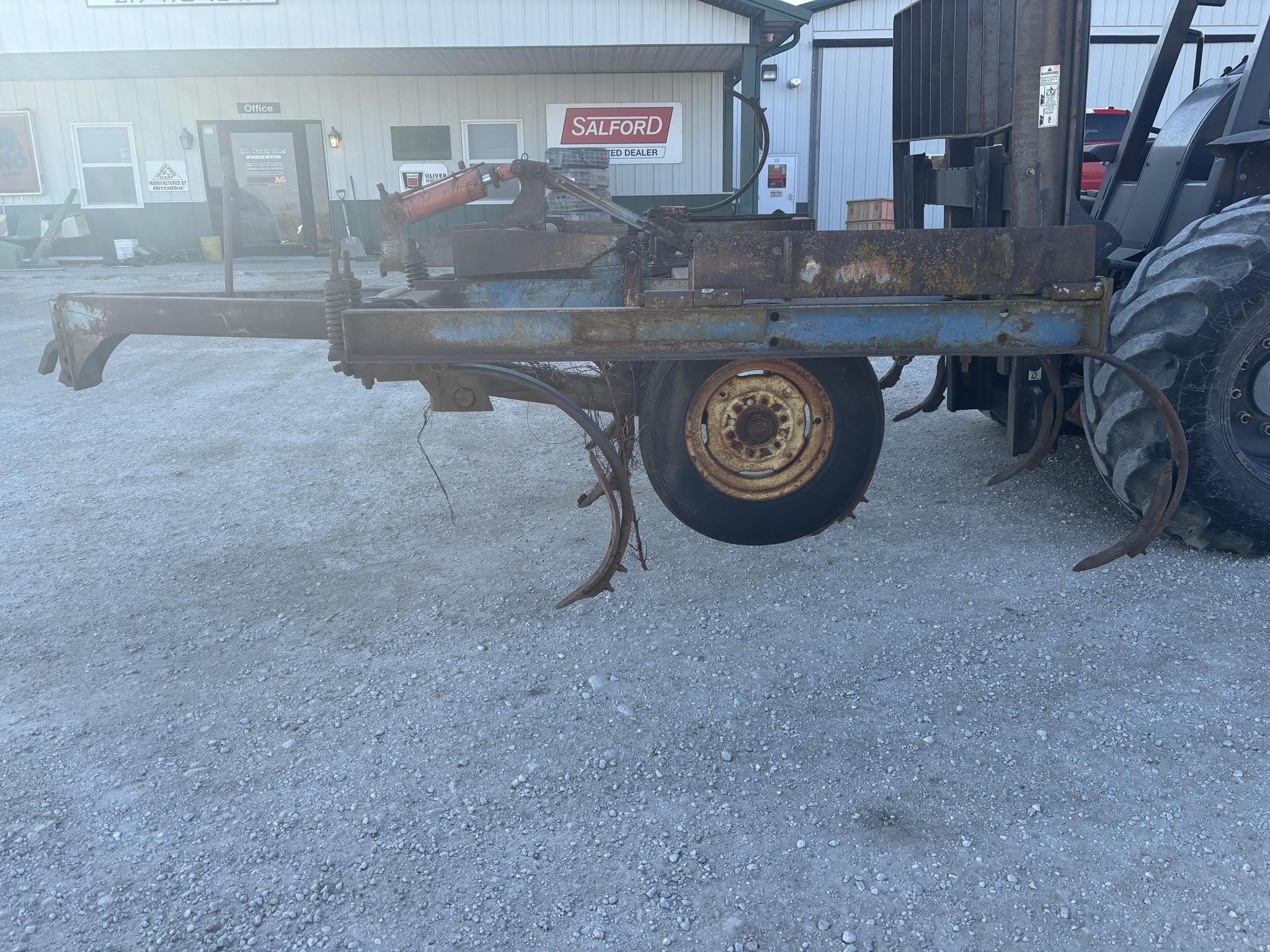  DMI Chizl Champ Chisel Plow