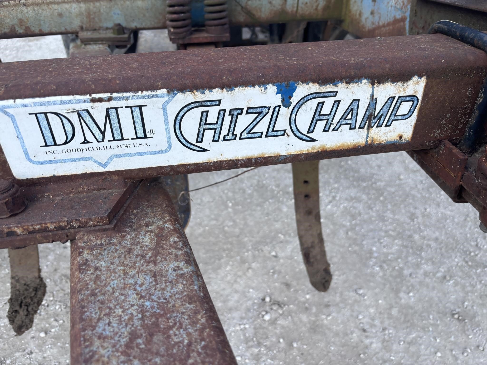  DMI Chizl Champ Chisel Plow