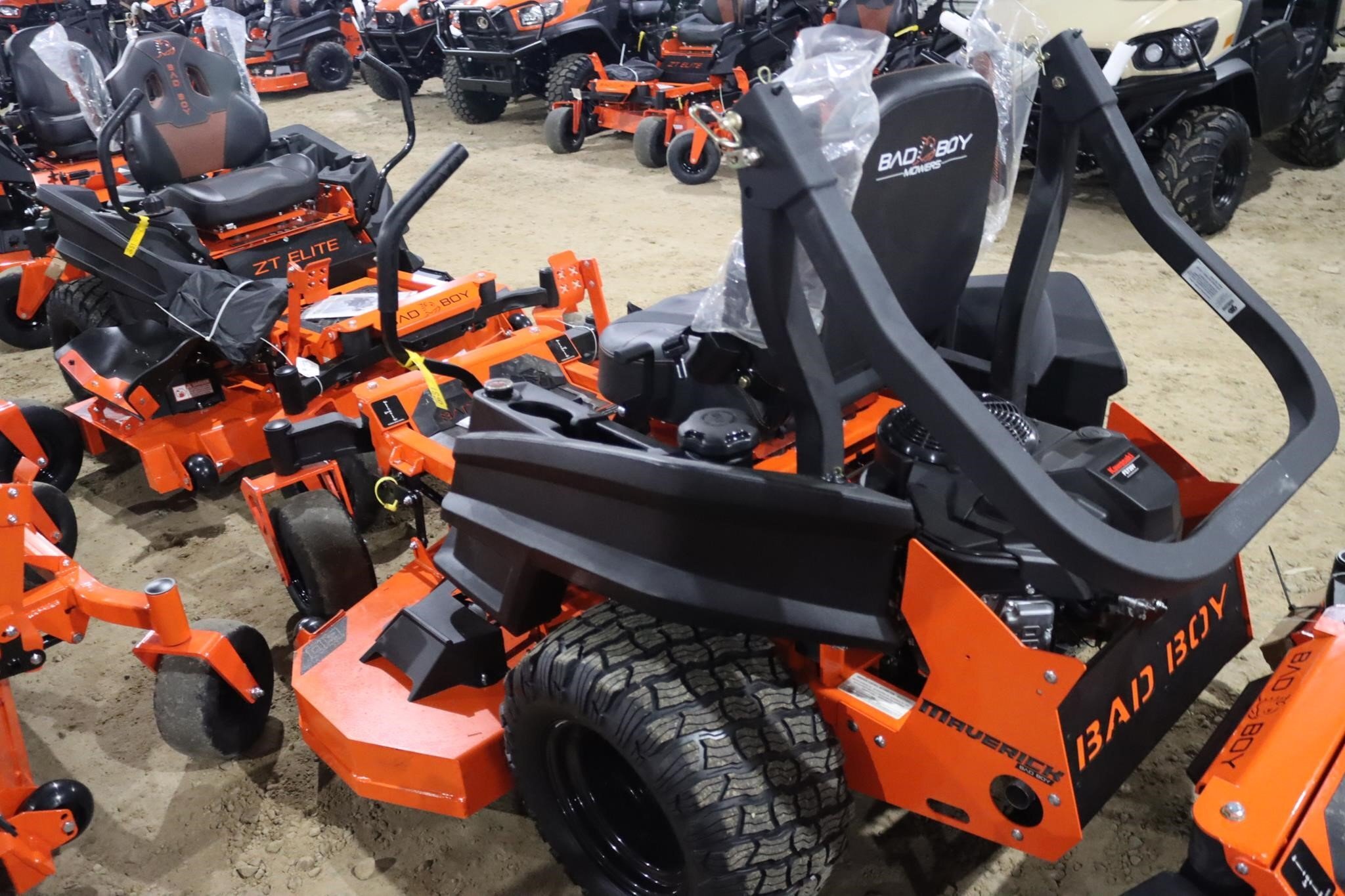 2025 Bad Boy MAVERICK 6000 Lawn Mower