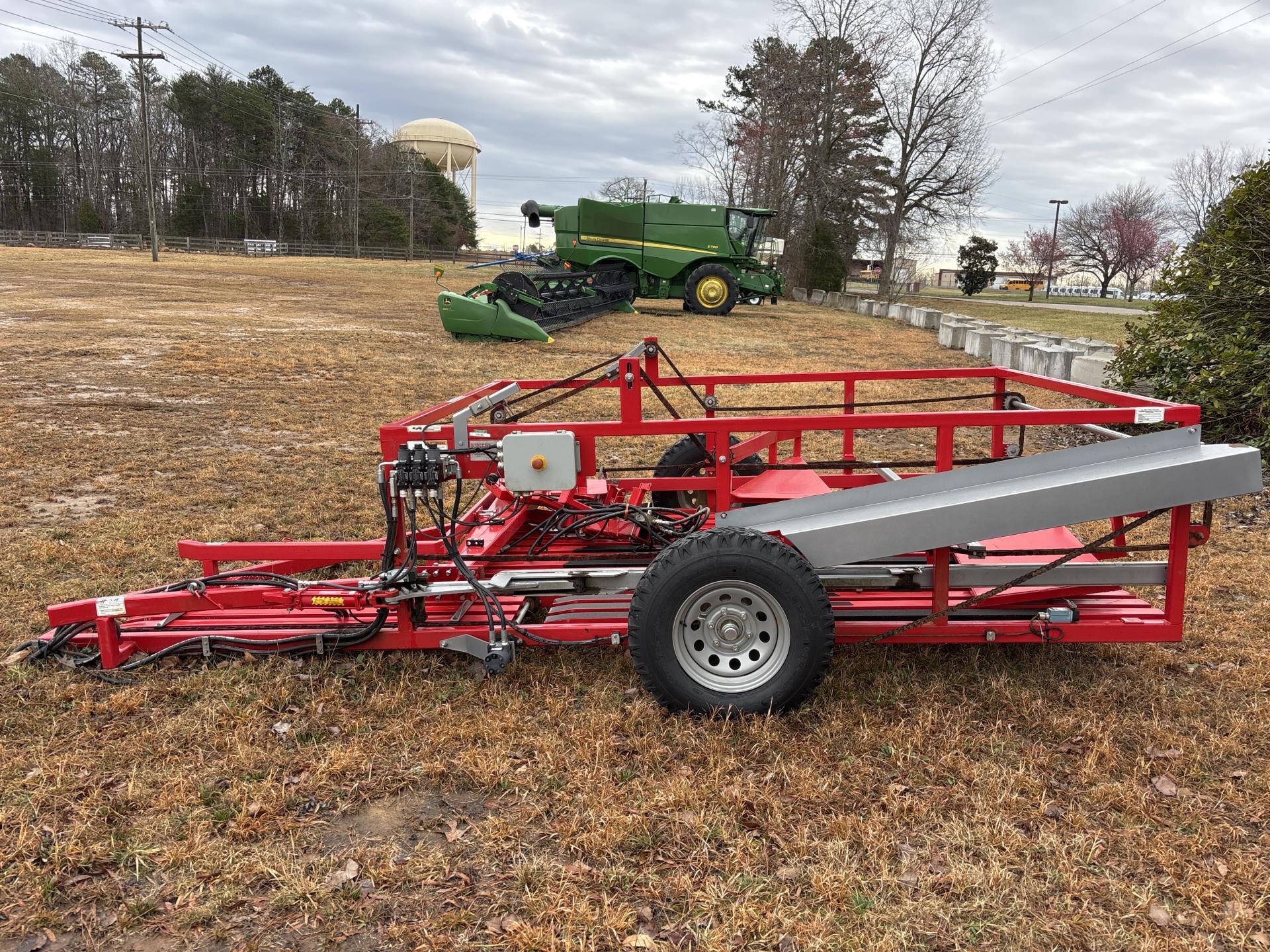 2022 Steffen Systems ACCUM Round Baler