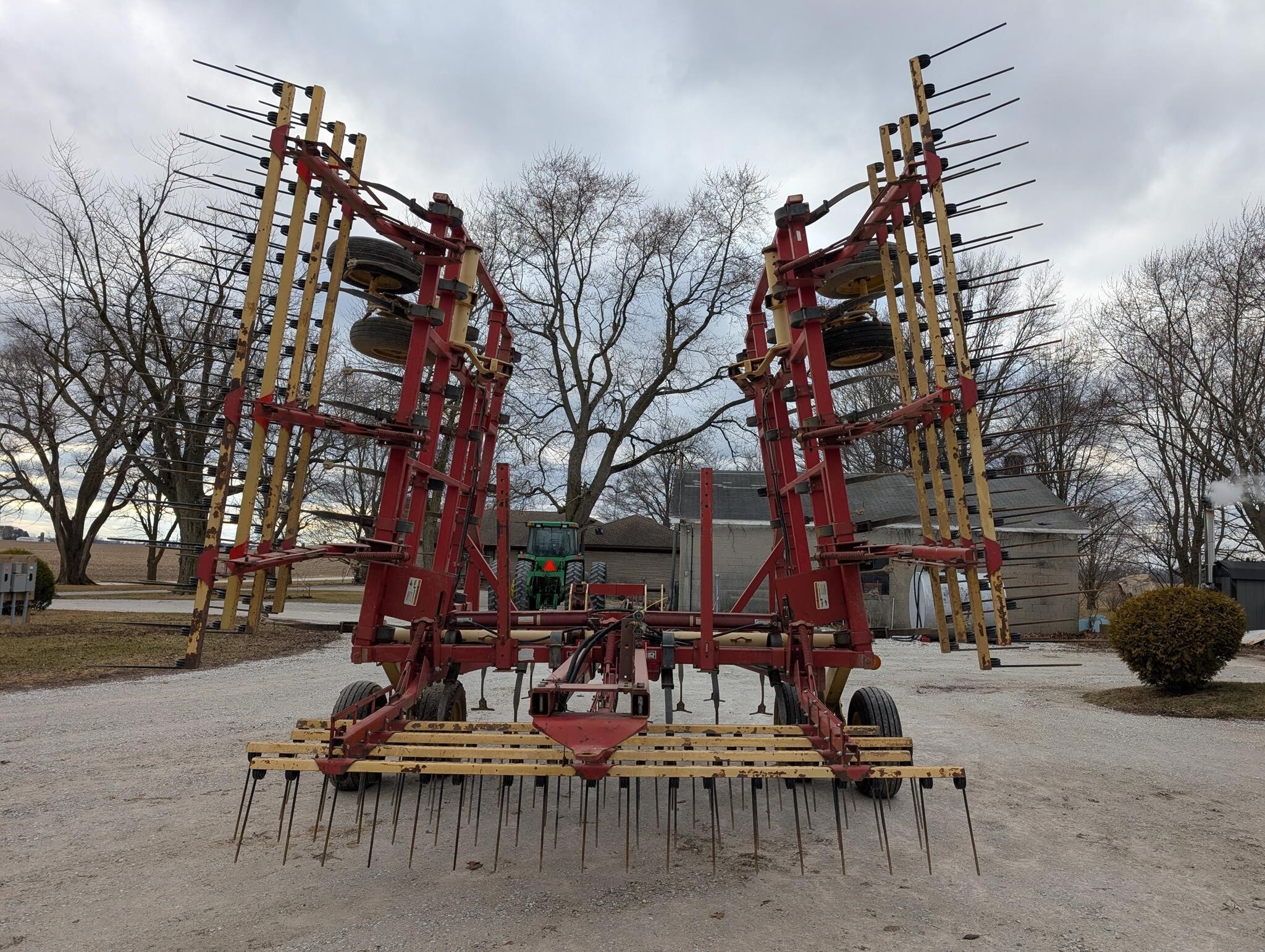  Krause 4200 Field Cultivator