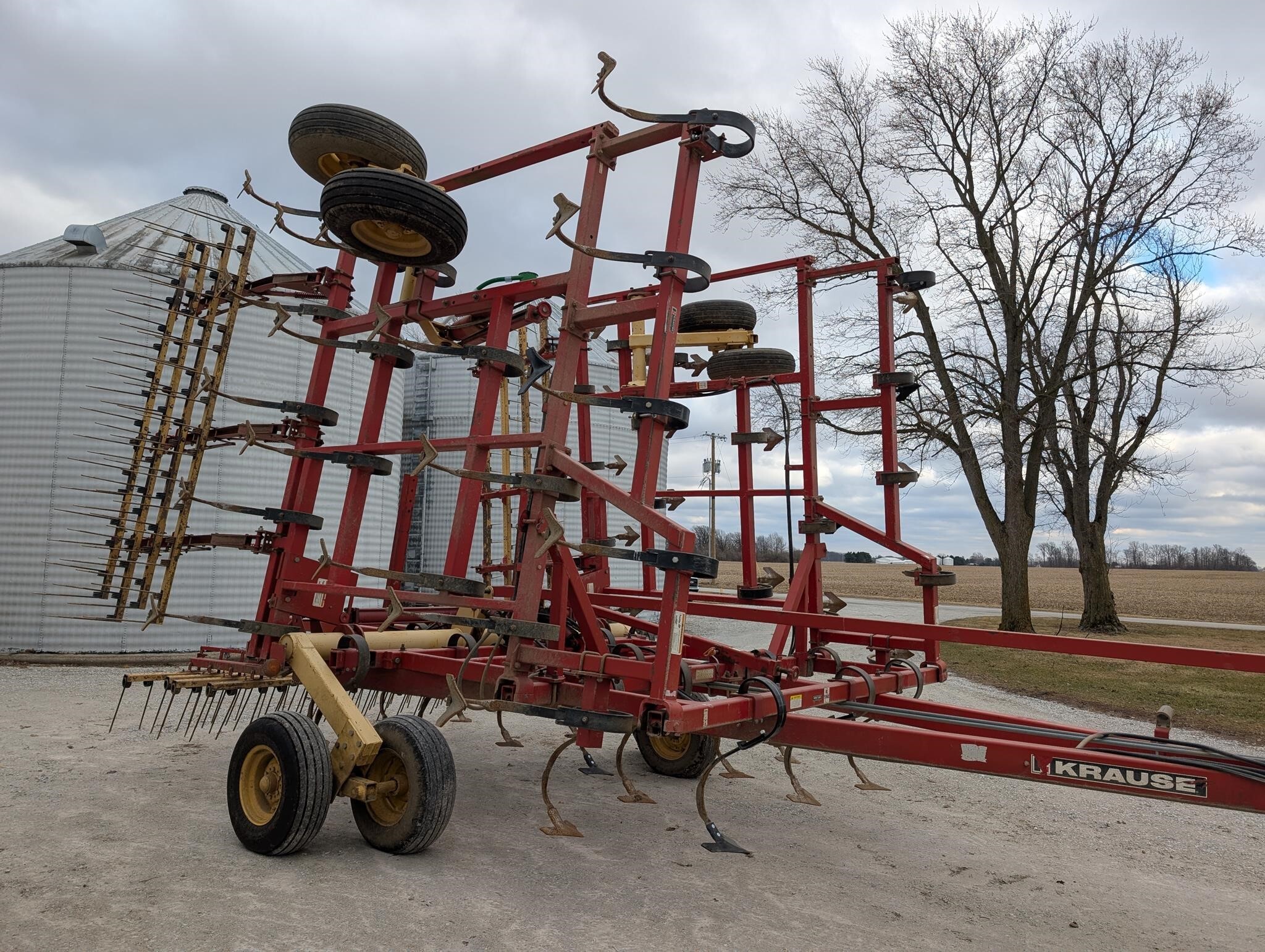  Krause 4200 Field Cultivator