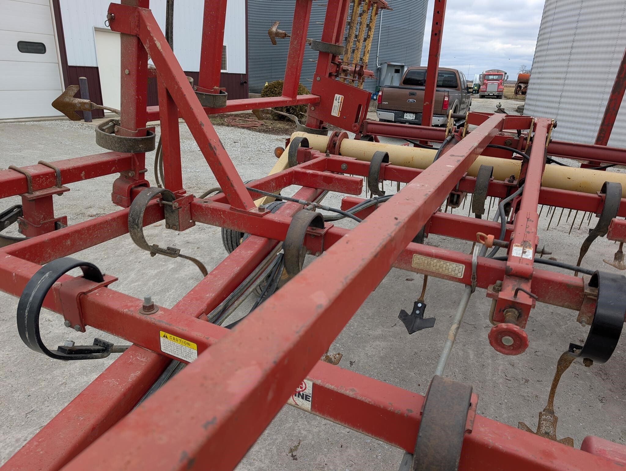  Krause 4200 Field Cultivator