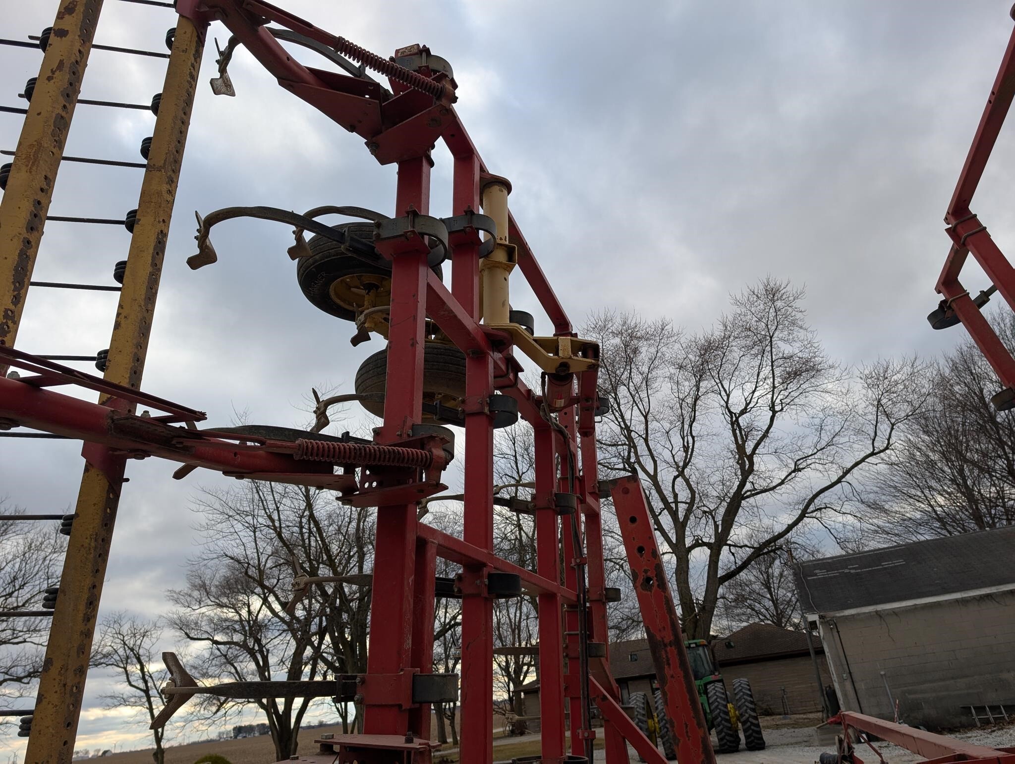  Krause 4200 Field Cultivator