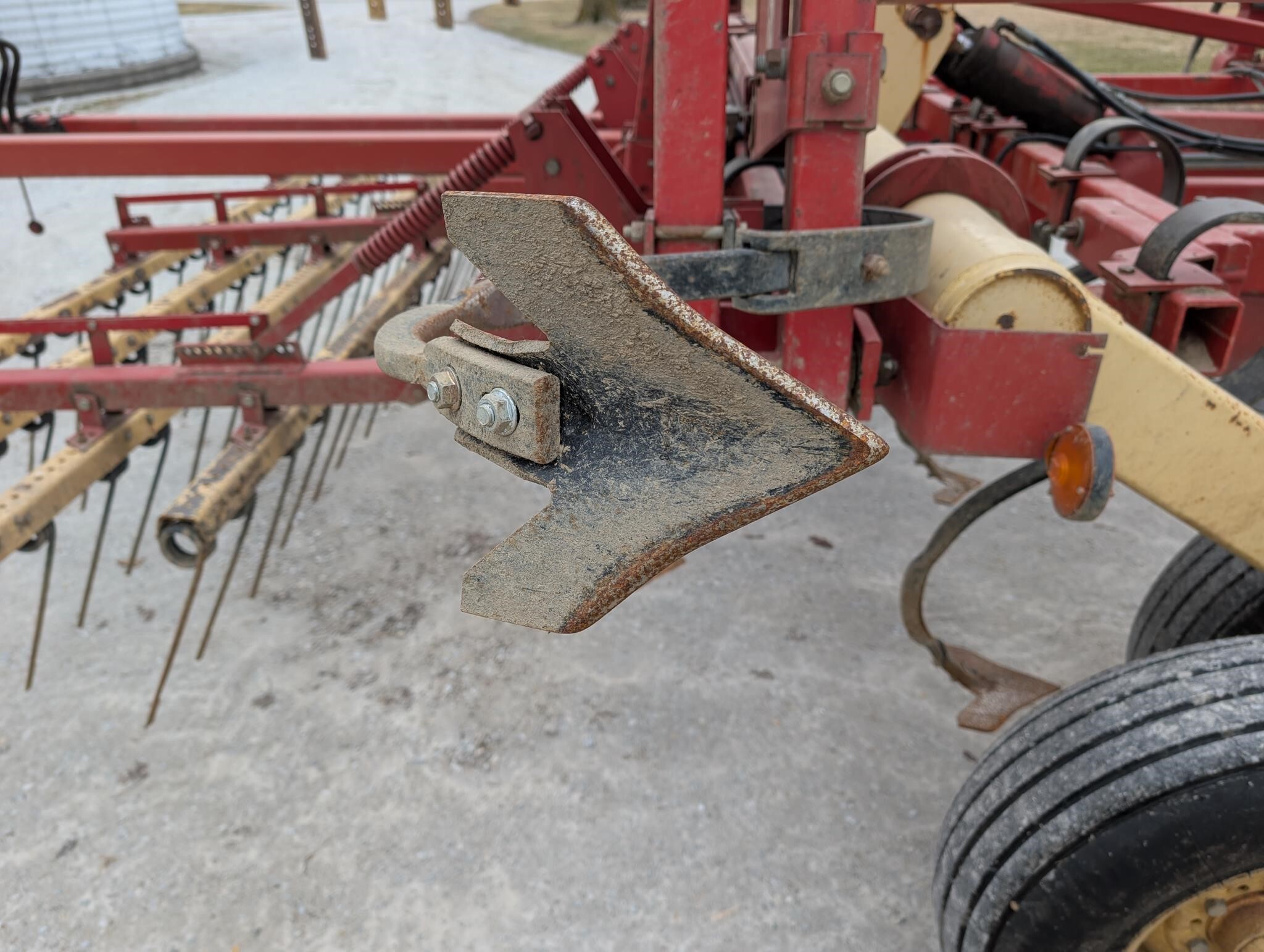  Krause 4200 Field Cultivator
